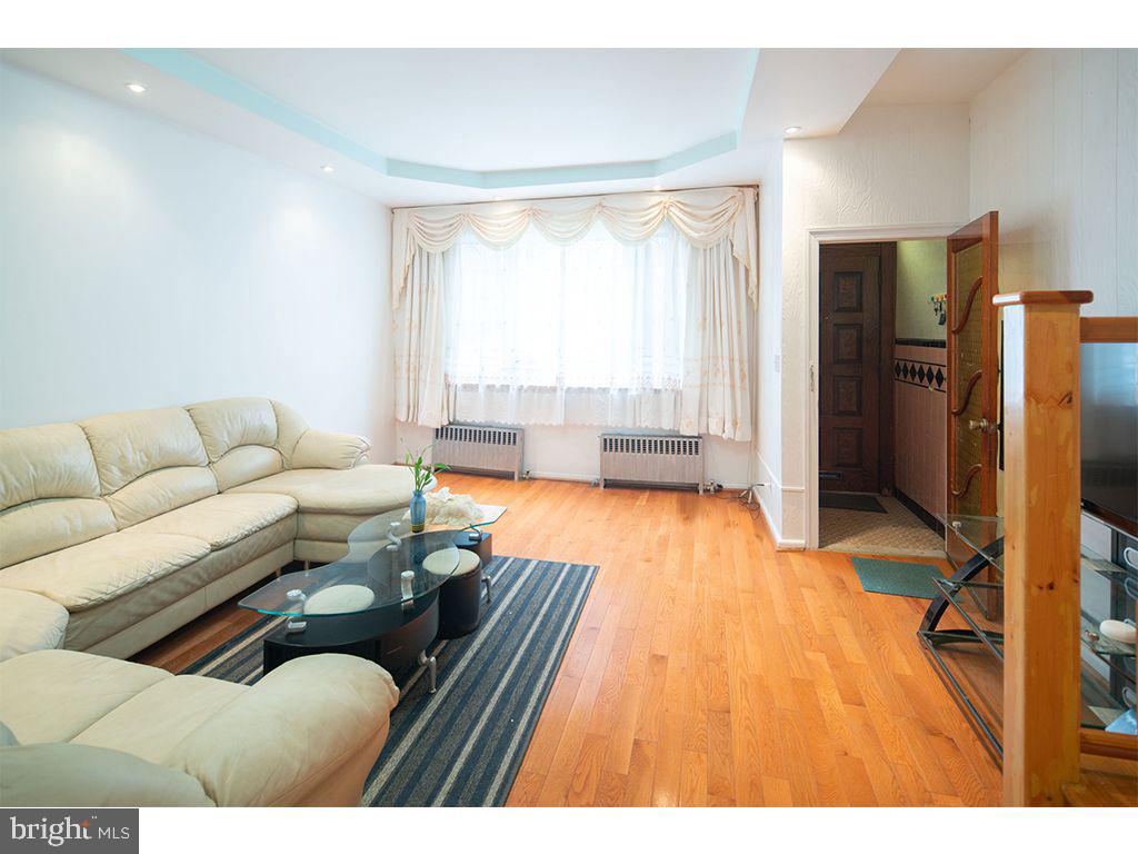 PASSYUNK SQUARE - Residential