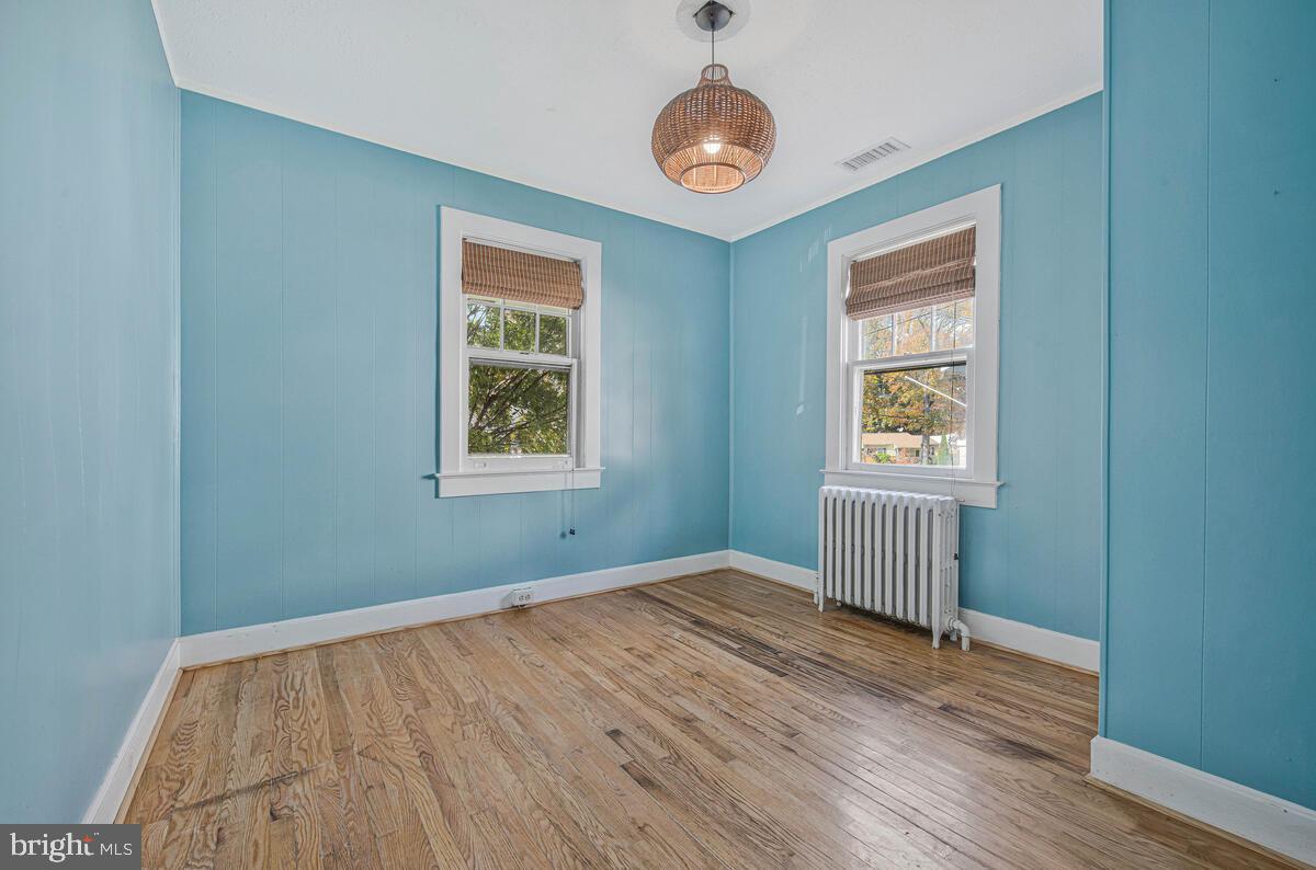 HYATTSVILLE HILLS - Residential