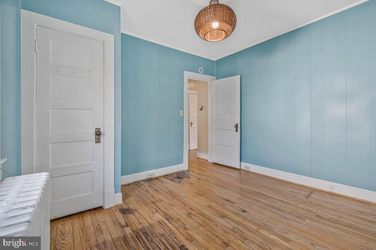 HYATTSVILLE HILLS - Residential