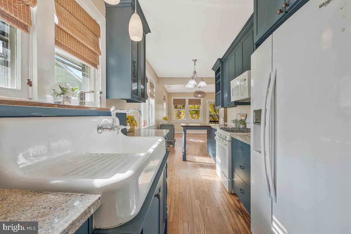 HYATTSVILLE HILLS - Residential