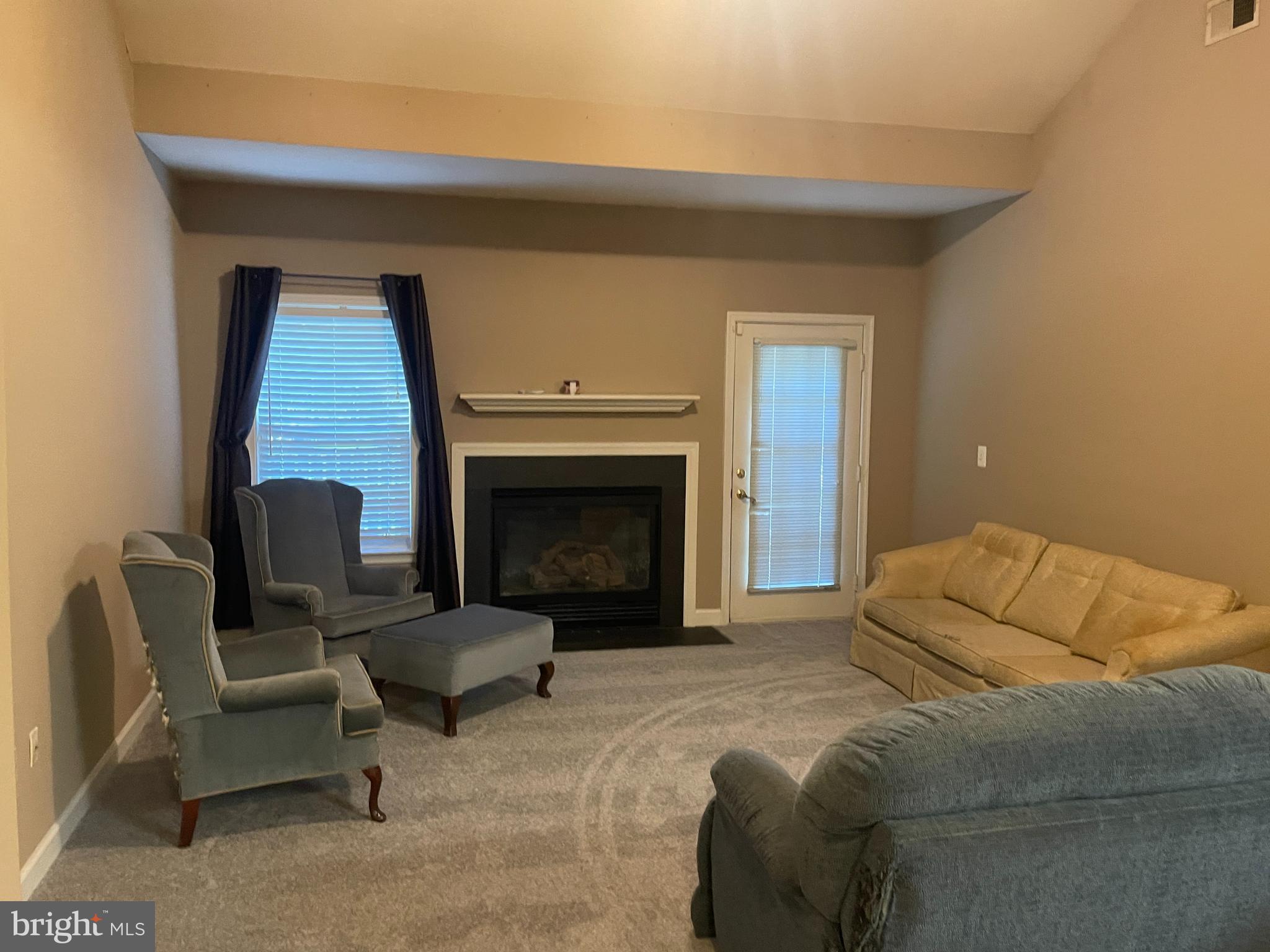 KEDGES STRAIT - Residential