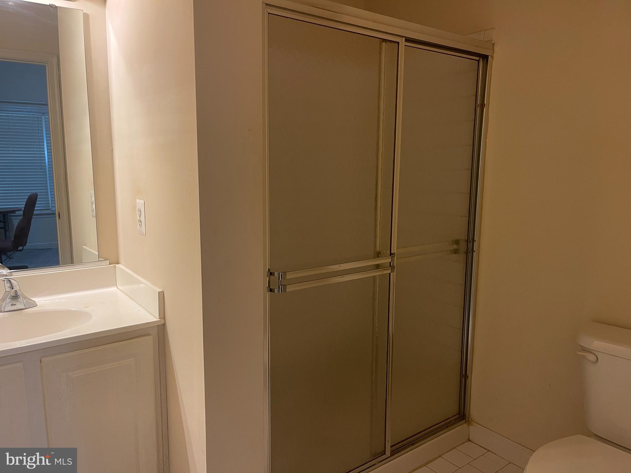 KEDGES STRAIT - Residential