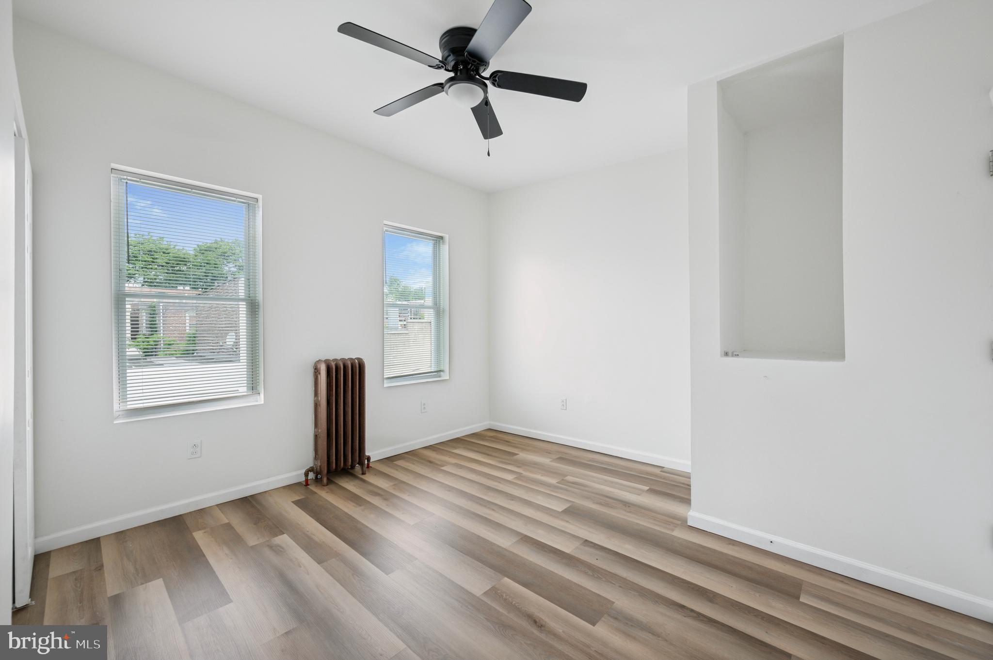 KENSINGTON - Residential