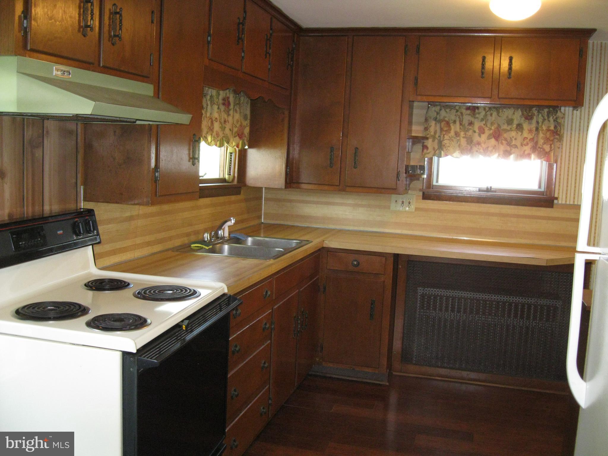 731 N GARFIELD AVENUE