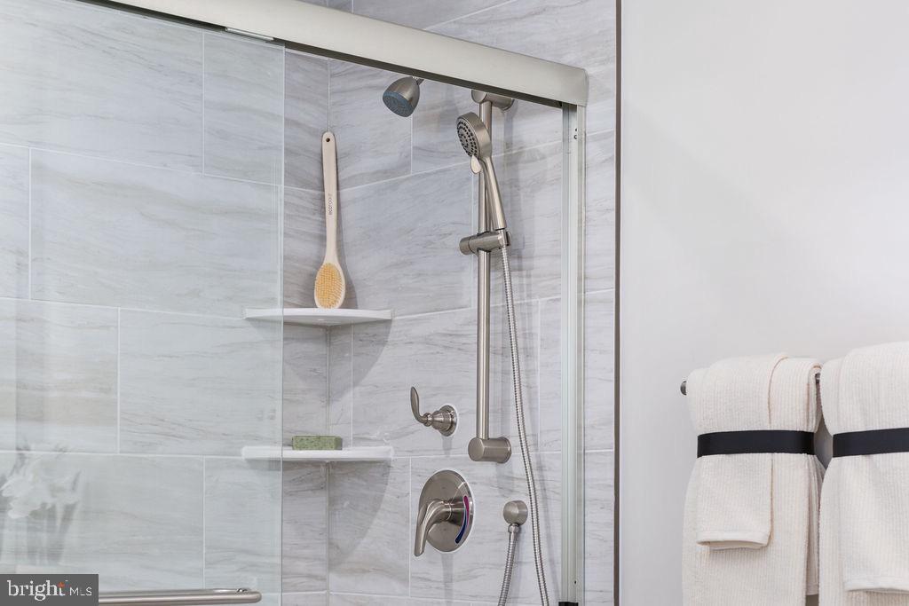 TROVINGER MILL ESTATES - Residential