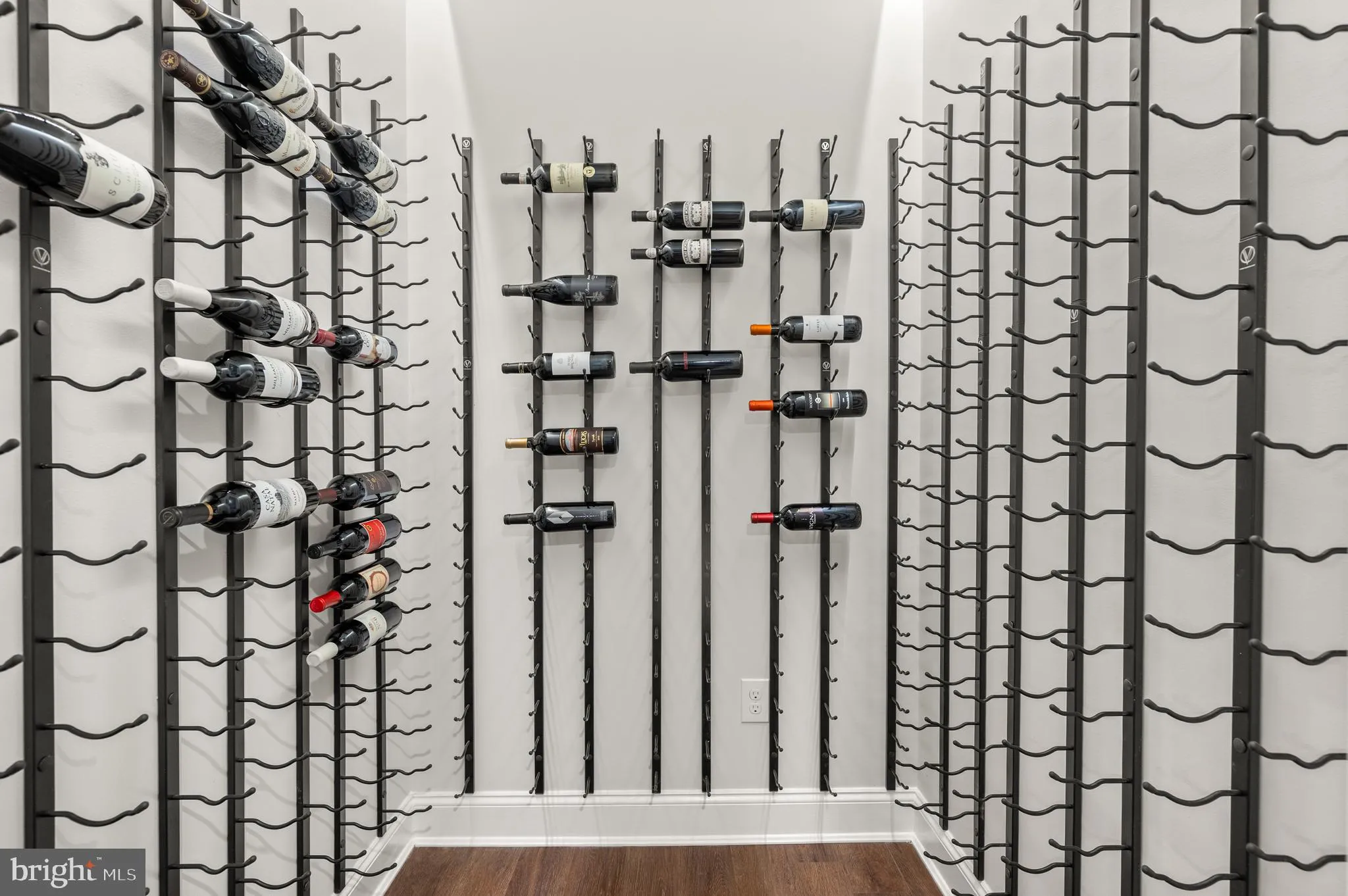 Newtown Square, Pennsylvania 19073, United States, 4 Bedrooms Bedrooms, ,5 BathroomsBathrooms,Residential,Contingent,208625