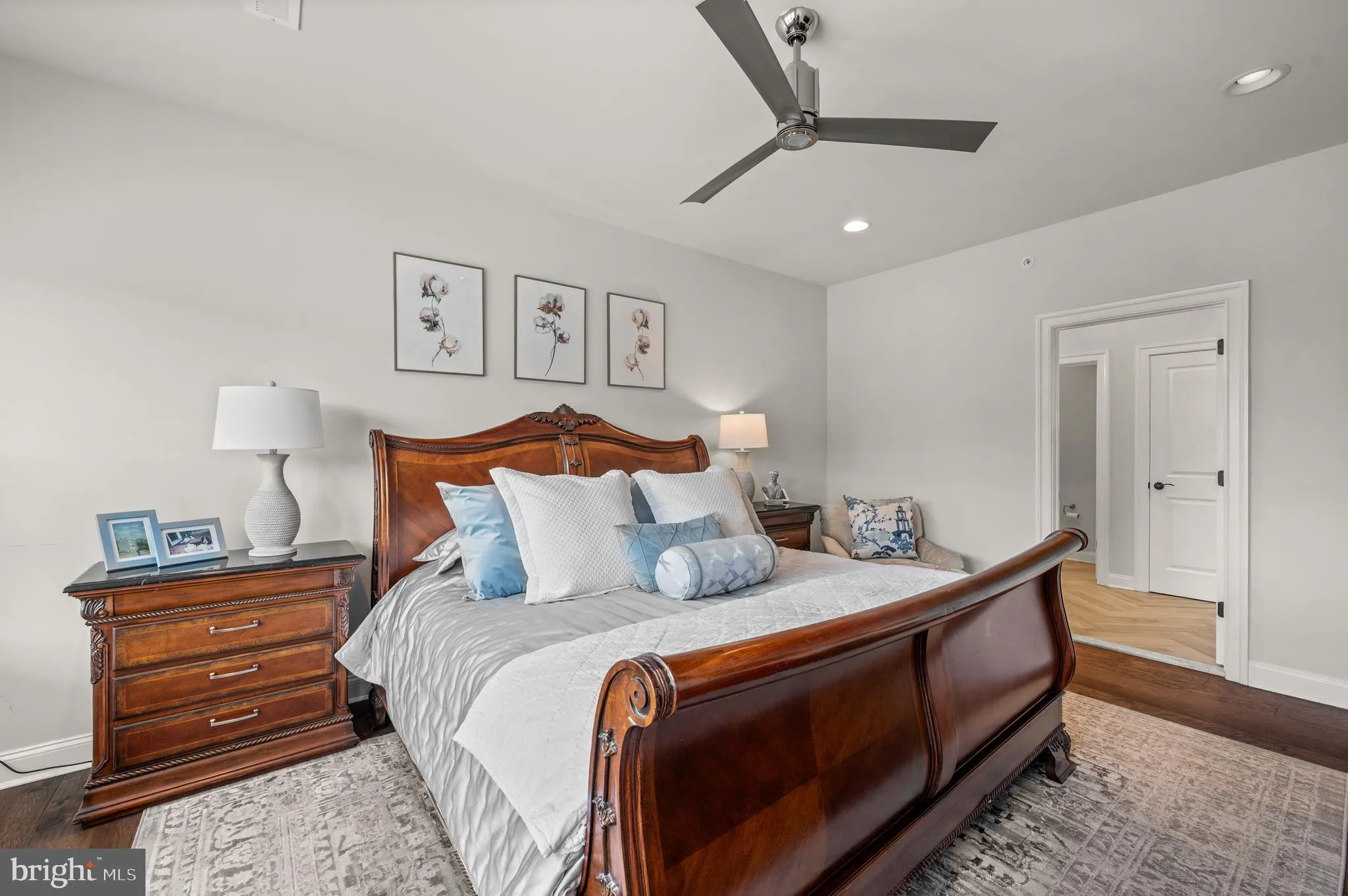 Newtown Square, Pennsylvania 19073, United States, 4 Bedrooms Bedrooms, ,5 BathroomsBathrooms,Residential,Contingent,208625