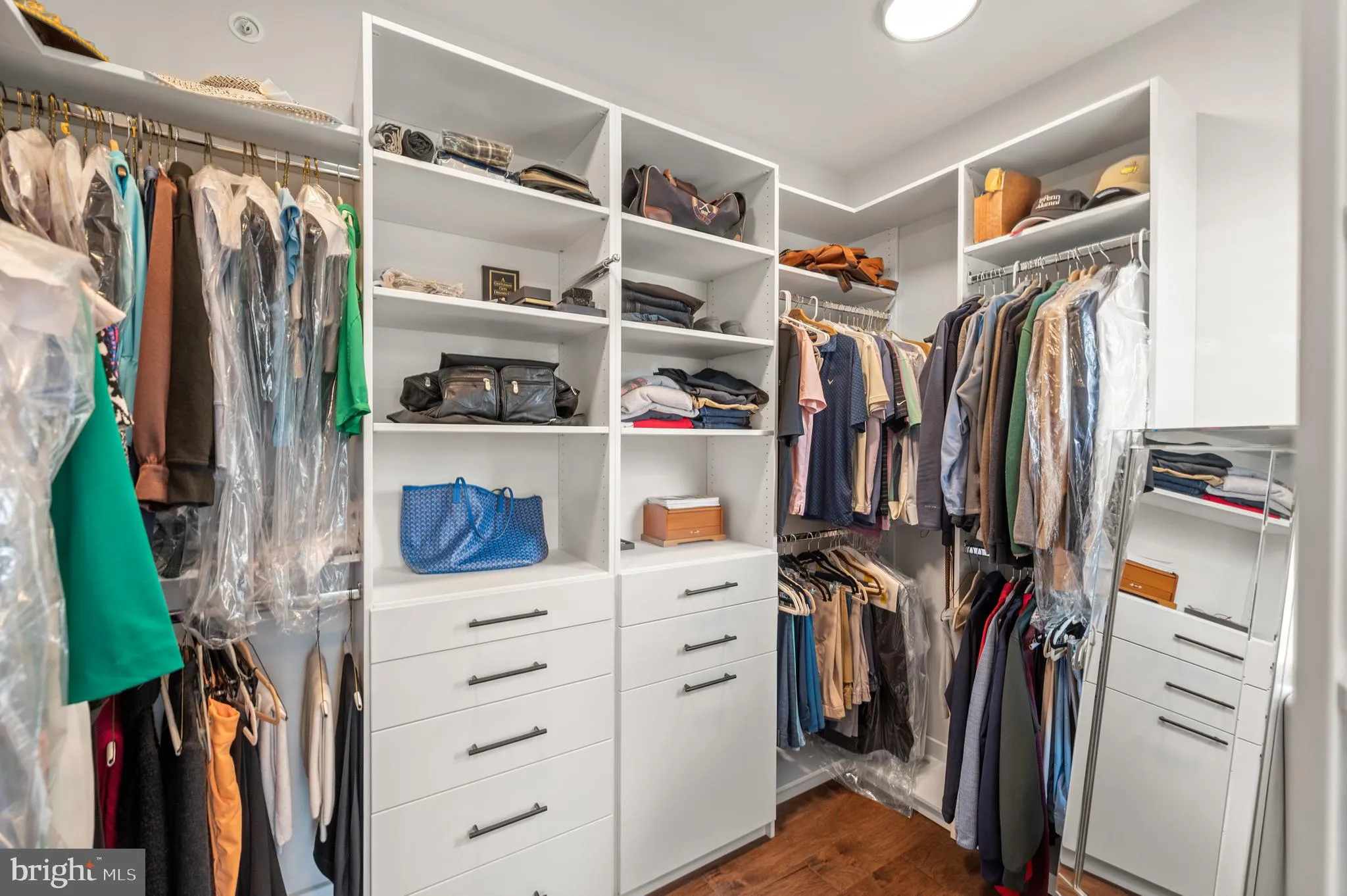 Newtown Square, Pennsylvania 19073, United States, 4 Bedrooms Bedrooms, ,5 BathroomsBathrooms,Residential,Contingent,208625