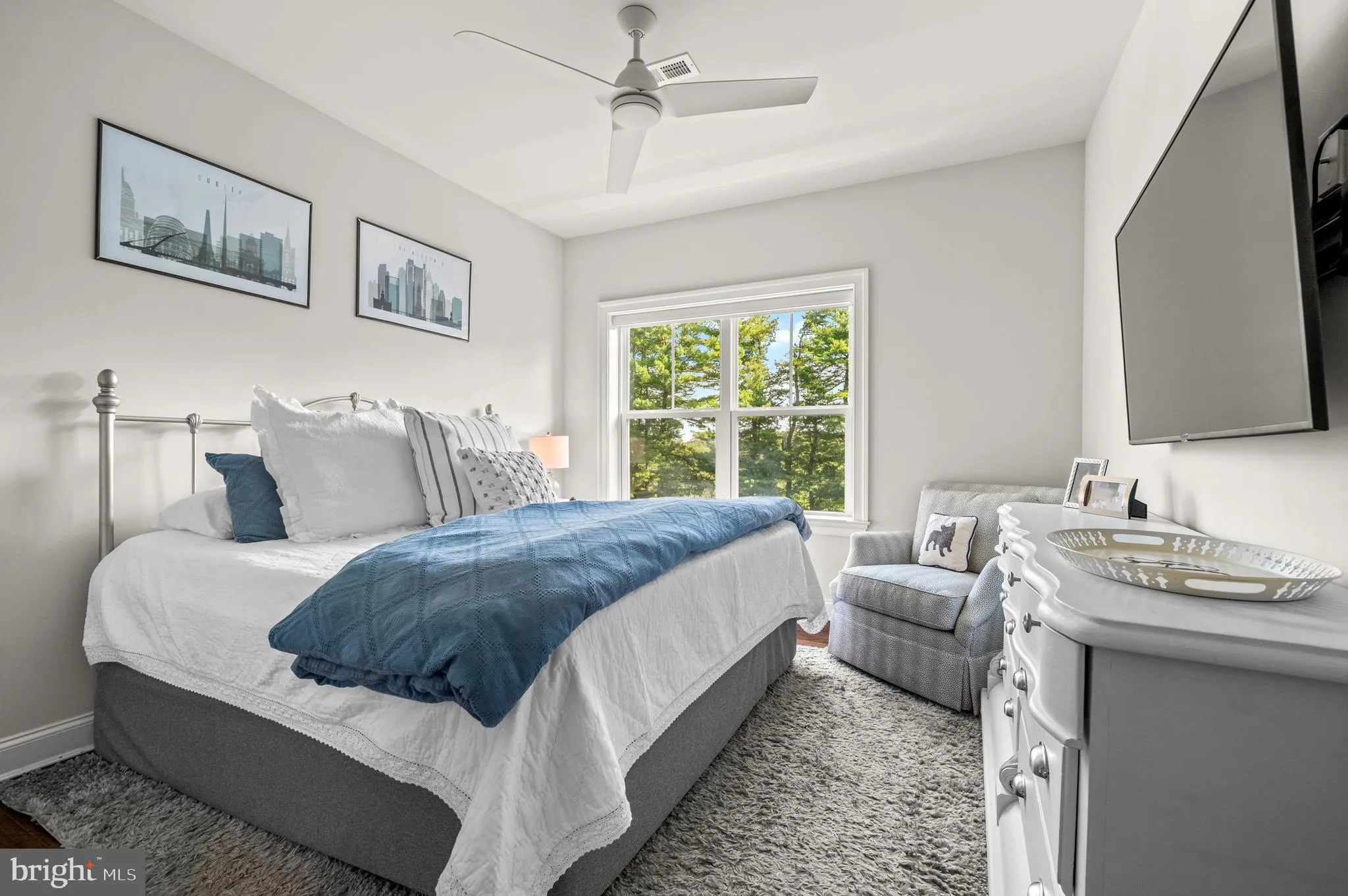 Newtown Square, Pennsylvania 19073, United States, 4 Bedrooms Bedrooms, ,5 BathroomsBathrooms,Residential,Contingent,208625