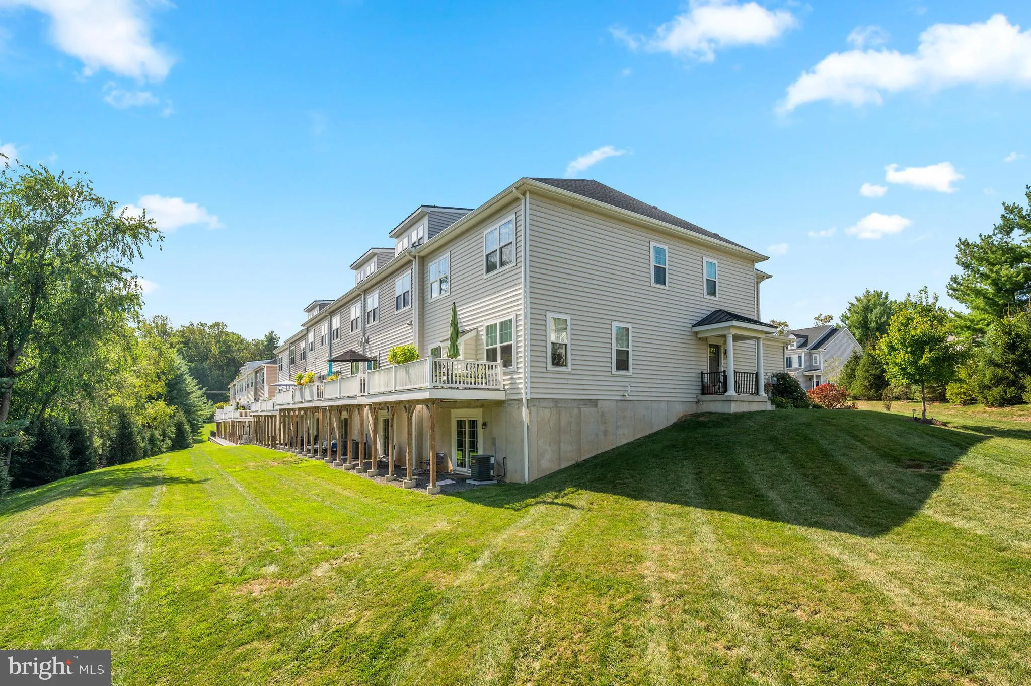 Newtown Square, Pennsylvania 19073, United States, 4 Bedrooms Bedrooms, ,5 BathroomsBathrooms,Residential,Contingent,208625