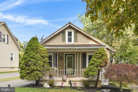 261 W POPLAR STREET FLEETWOOD PA 19522