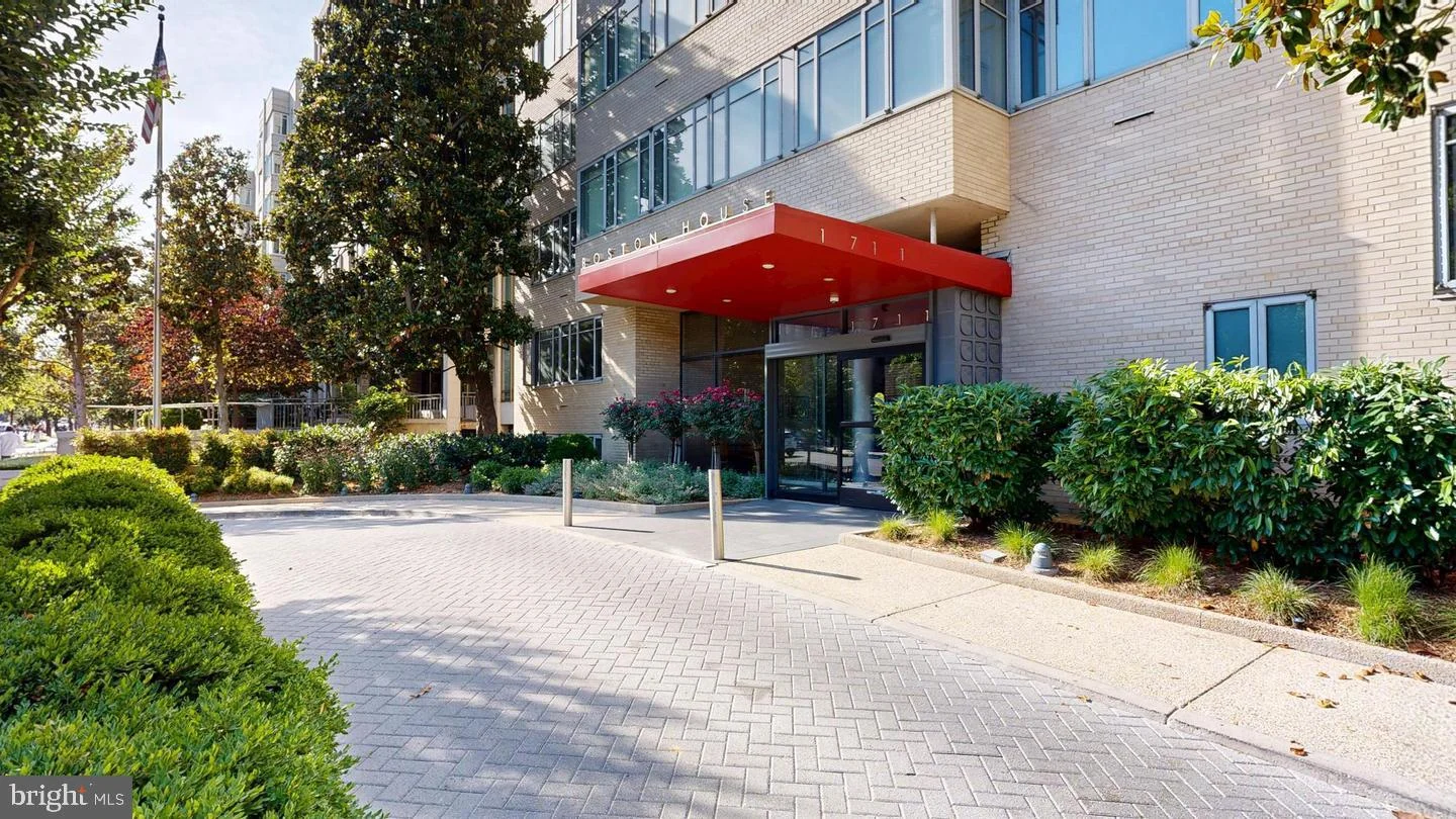 1711 Massachusetts Avenue NW Unit 301, Washington, DC, 20036