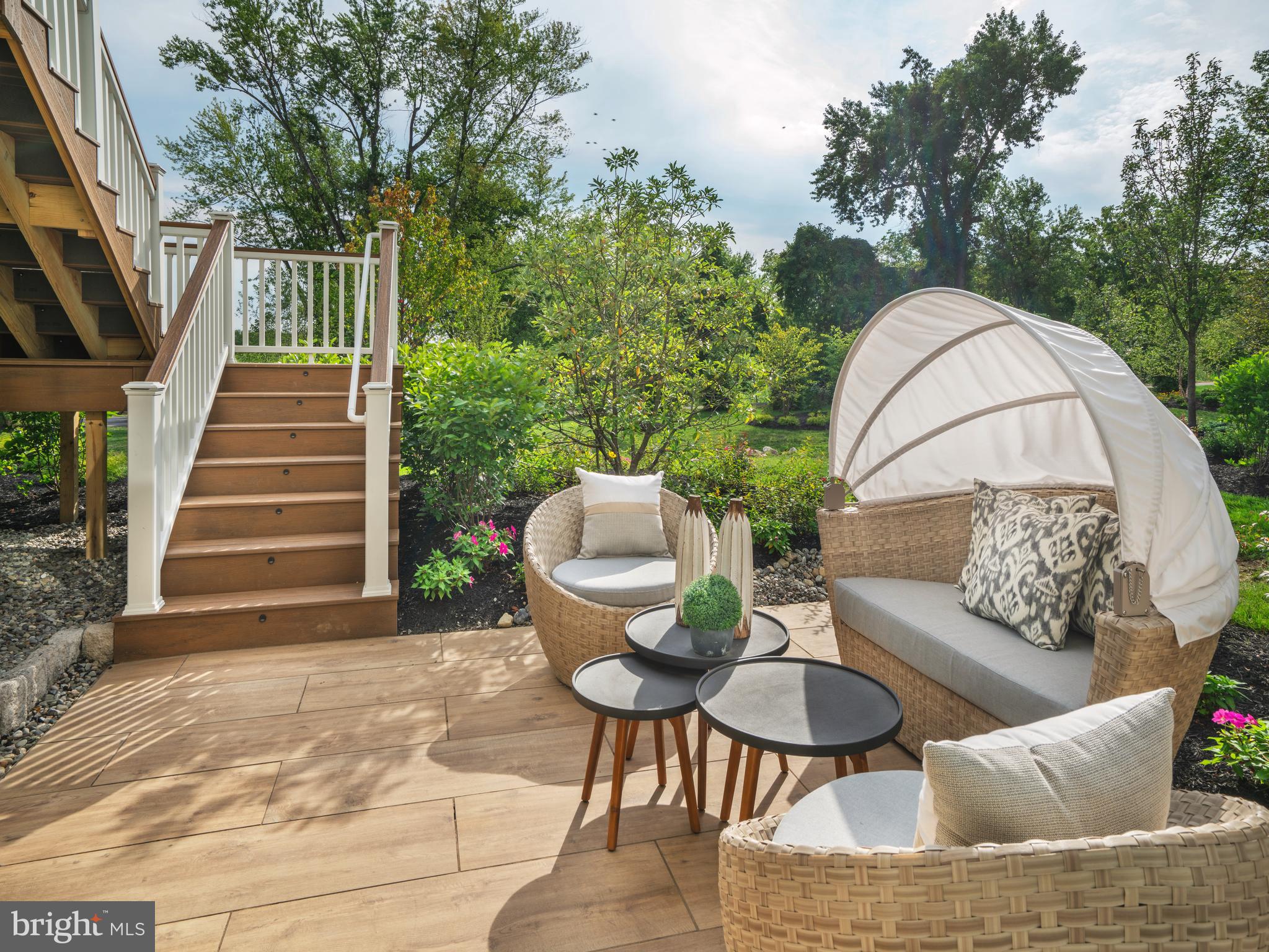 ENCLAVE AT THE PROMENADE - Residential