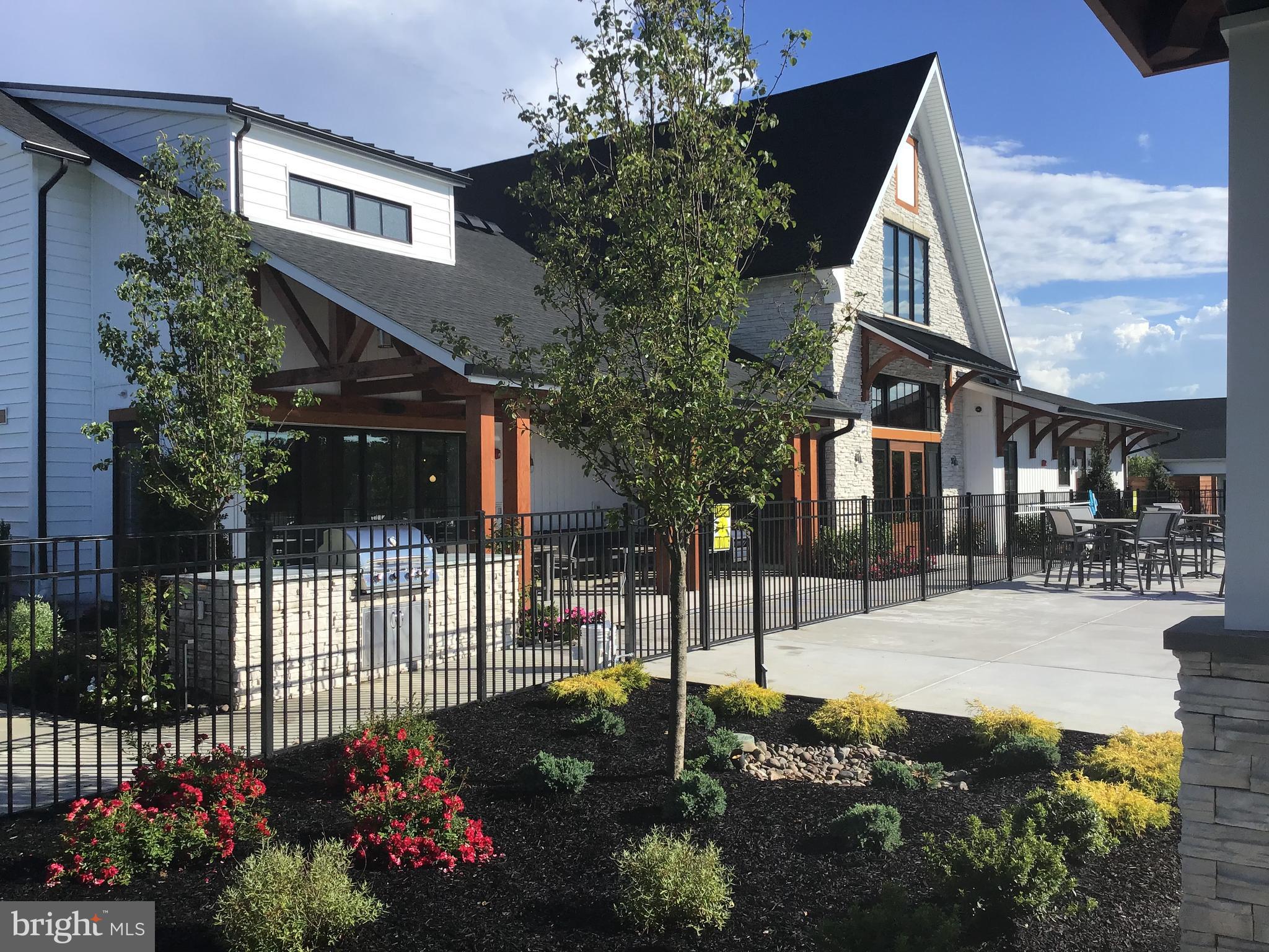 ENCLAVE AT THE PROMENADE - Residential