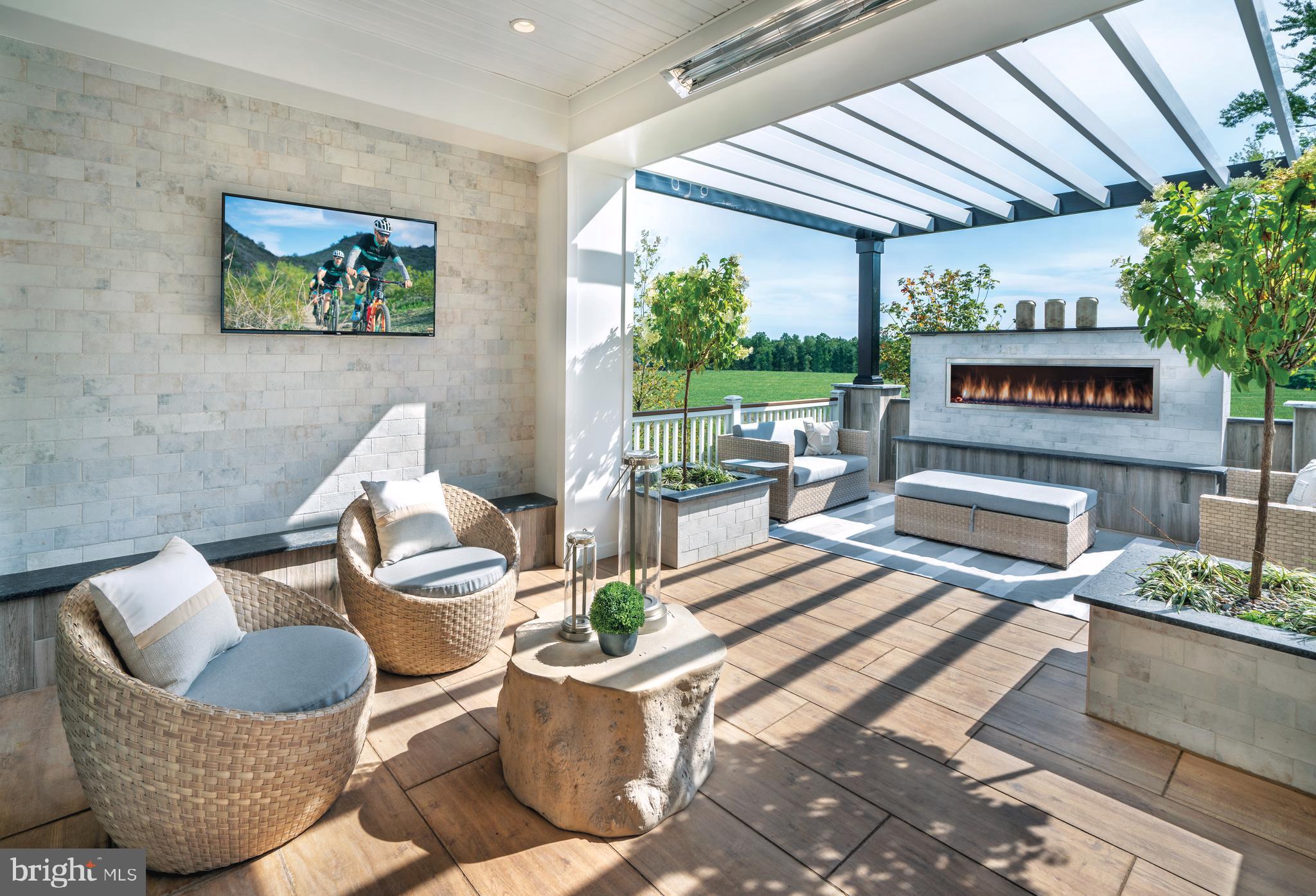 ENCLAVE AT THE PROMENADE - Residential