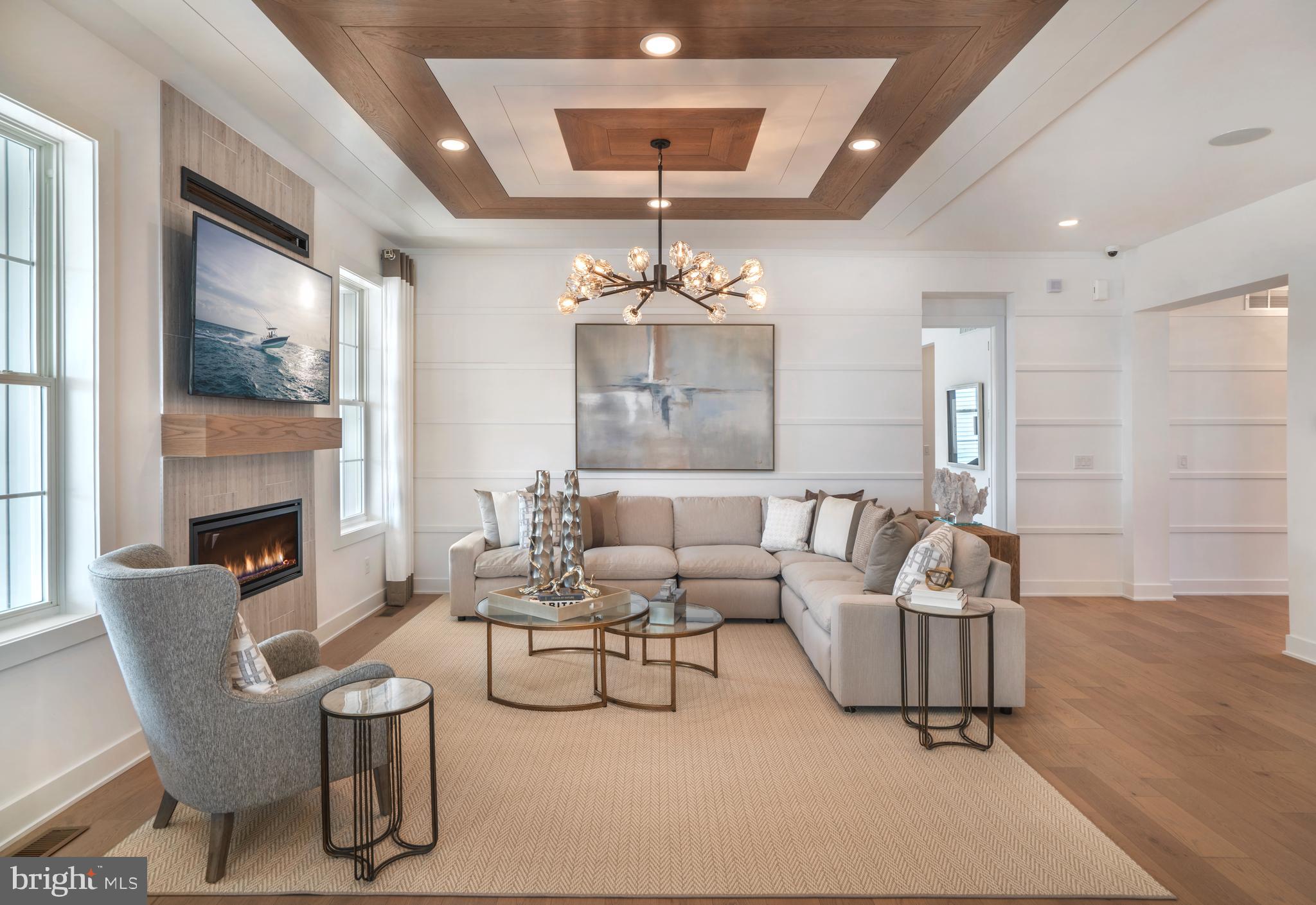 ENCLAVE AT THE PROMENADE - Residential