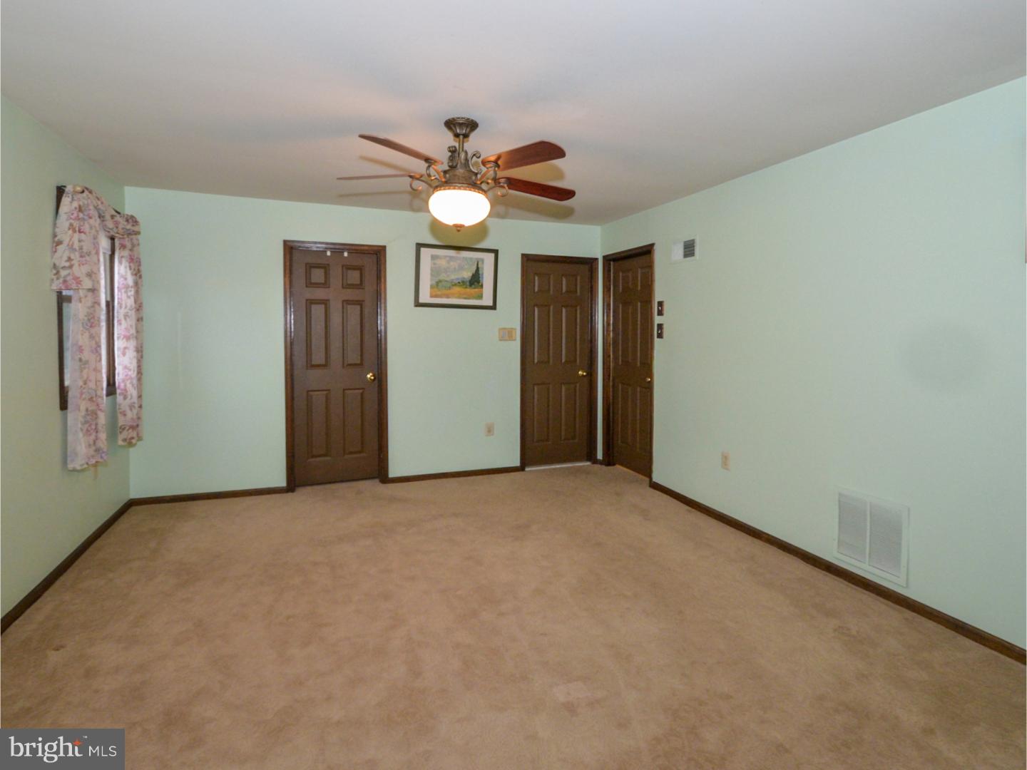 THE ESTATES OF DOYLESTOWN - Residential