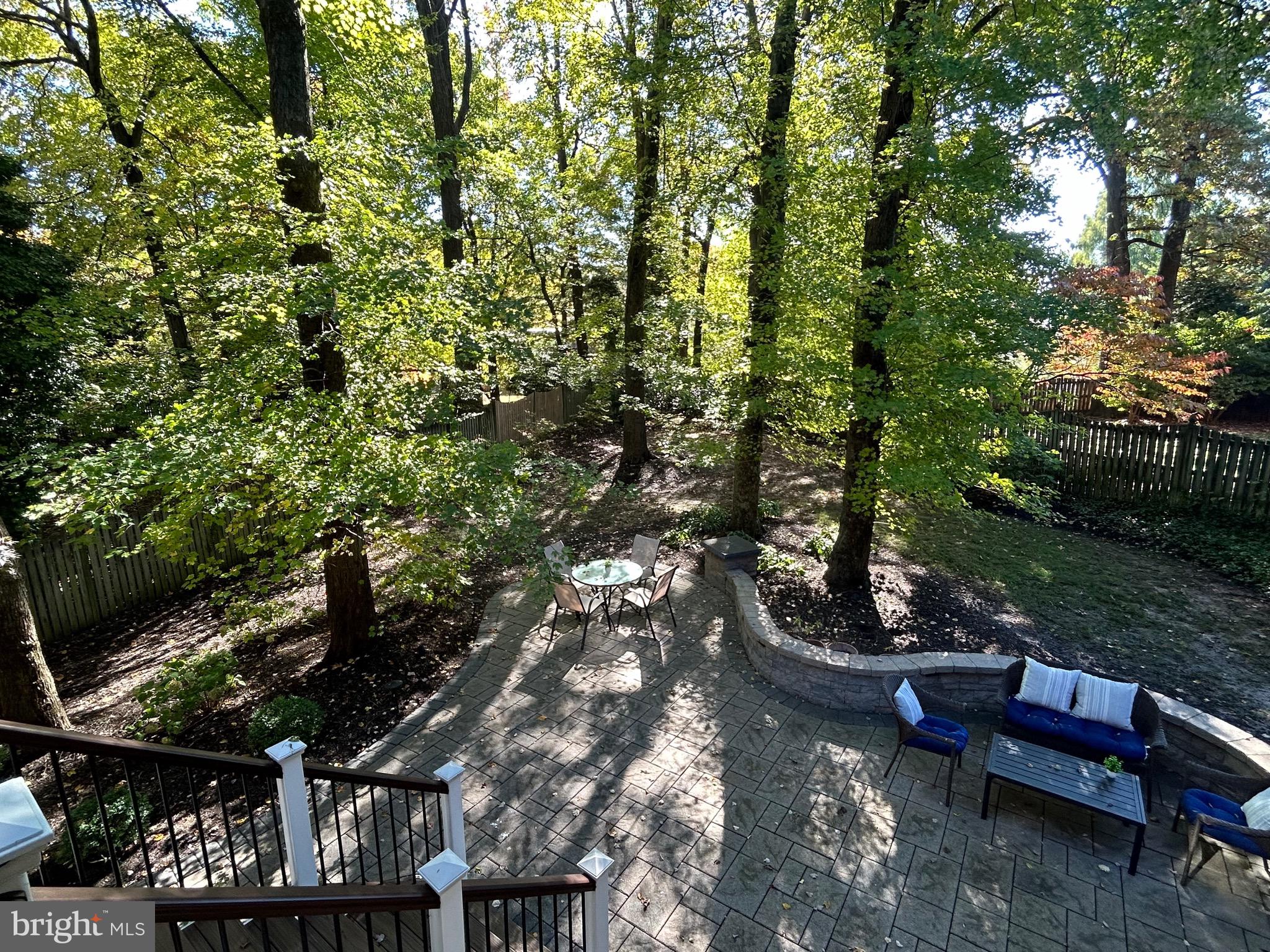 DIVINE LANDING - Residential