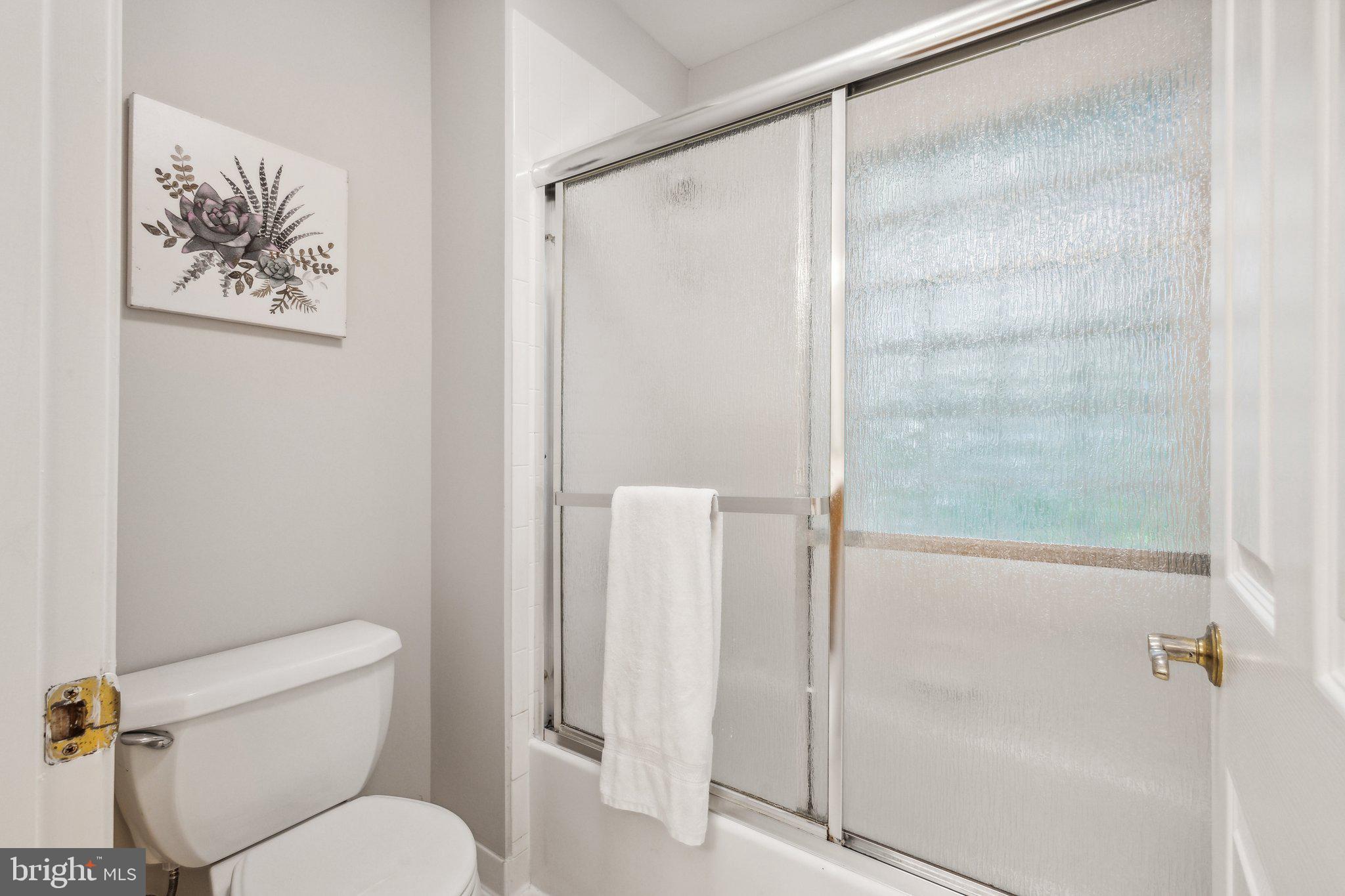 DIVINE LANDING - Residential