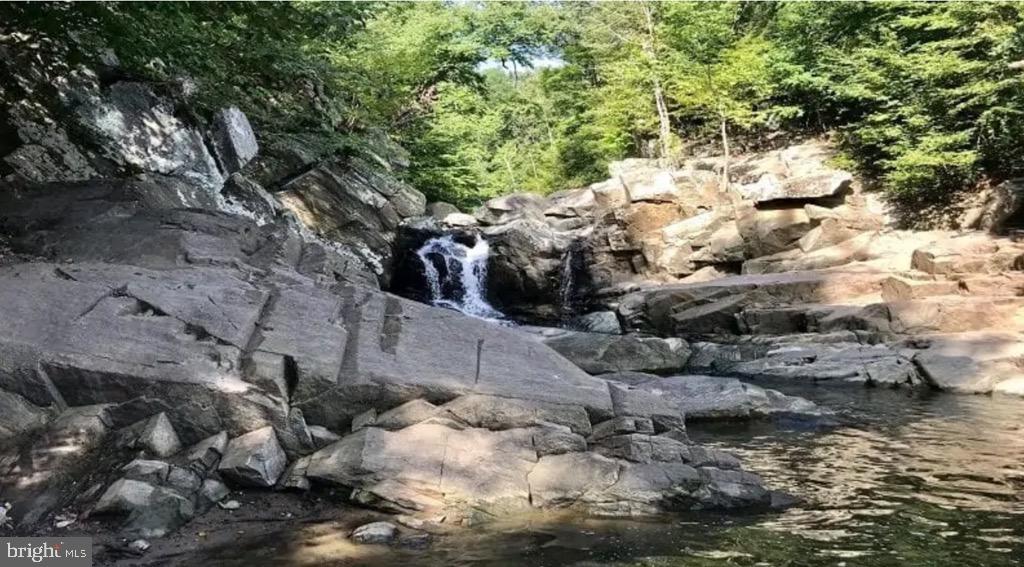 DIVINE LANDING - Residential