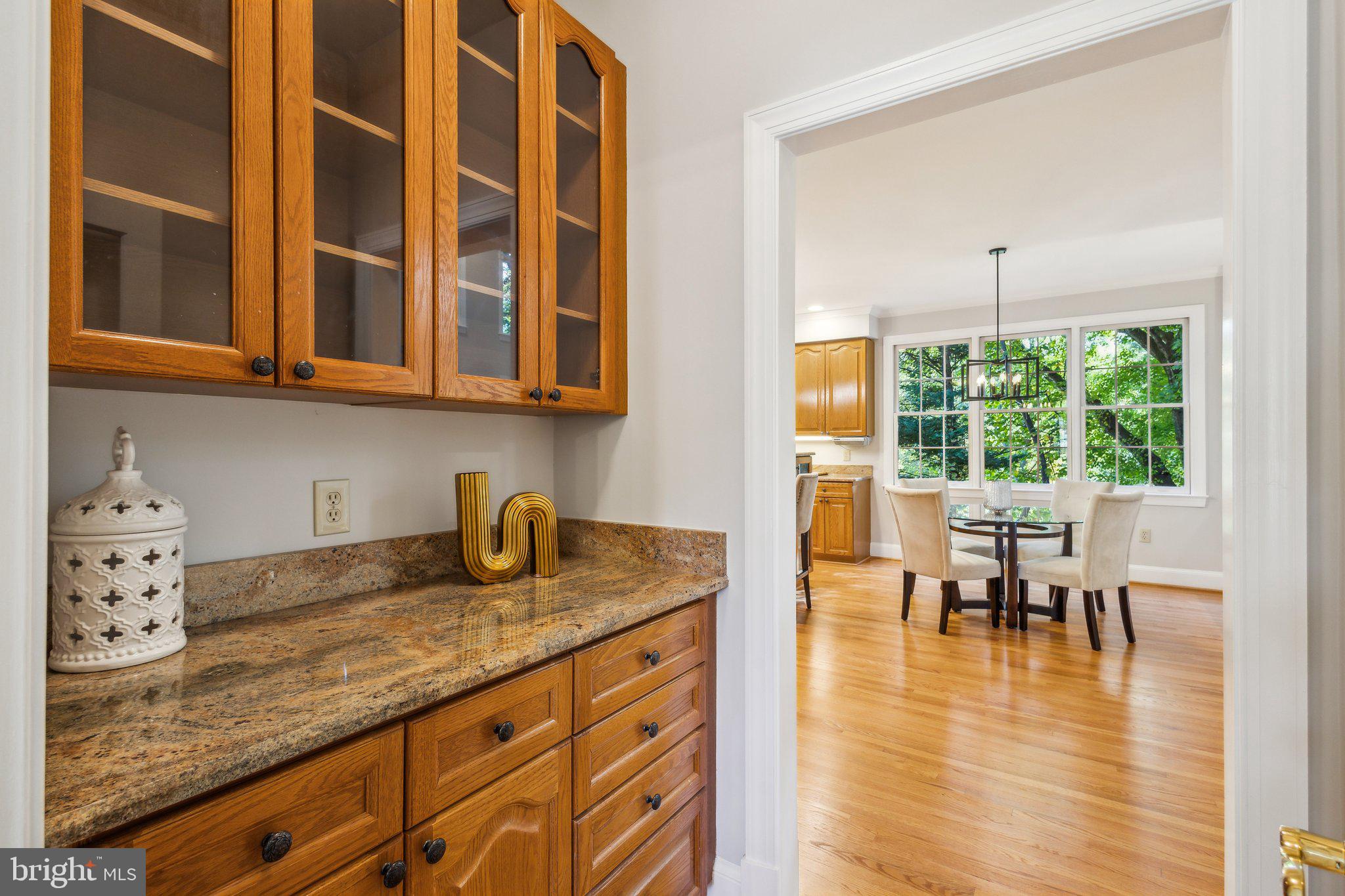 DIVINE LANDING - Residential