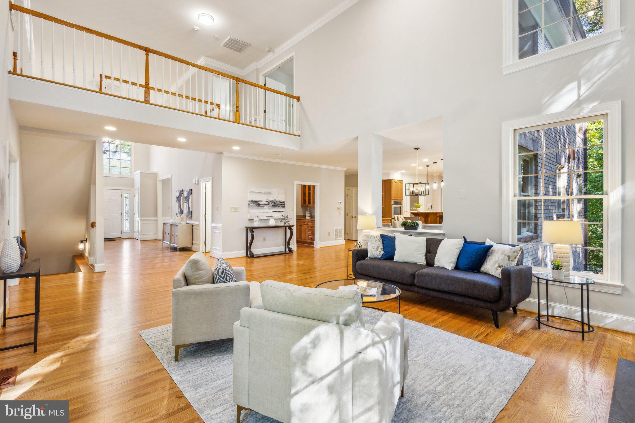 DIVINE LANDING - Residential