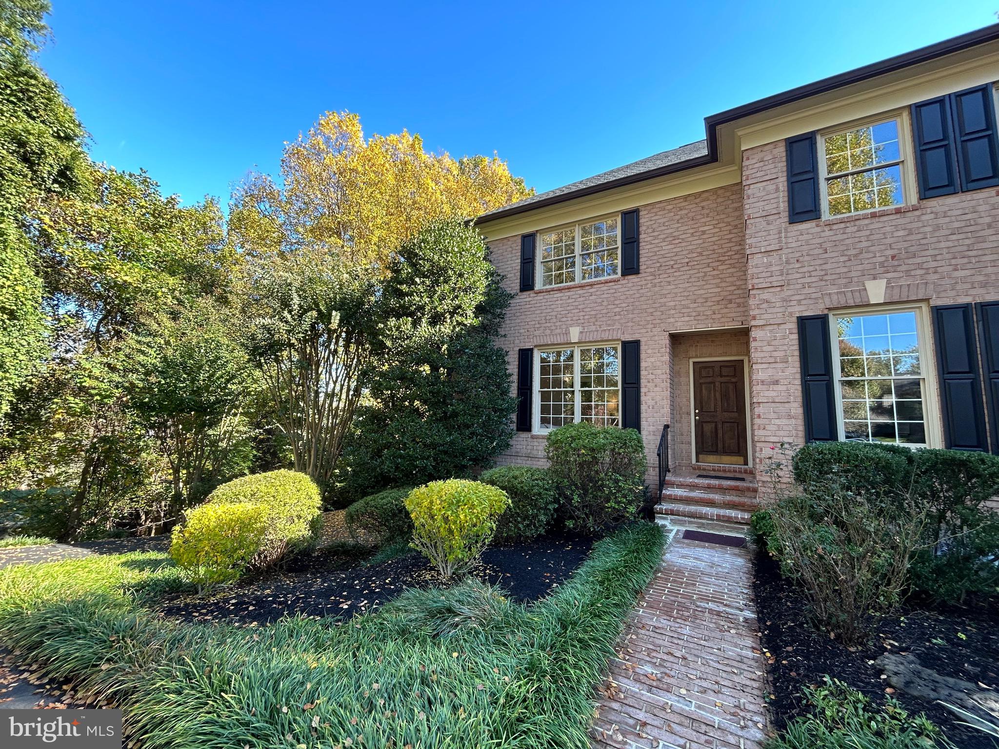 DIVINE LANDING - Residential