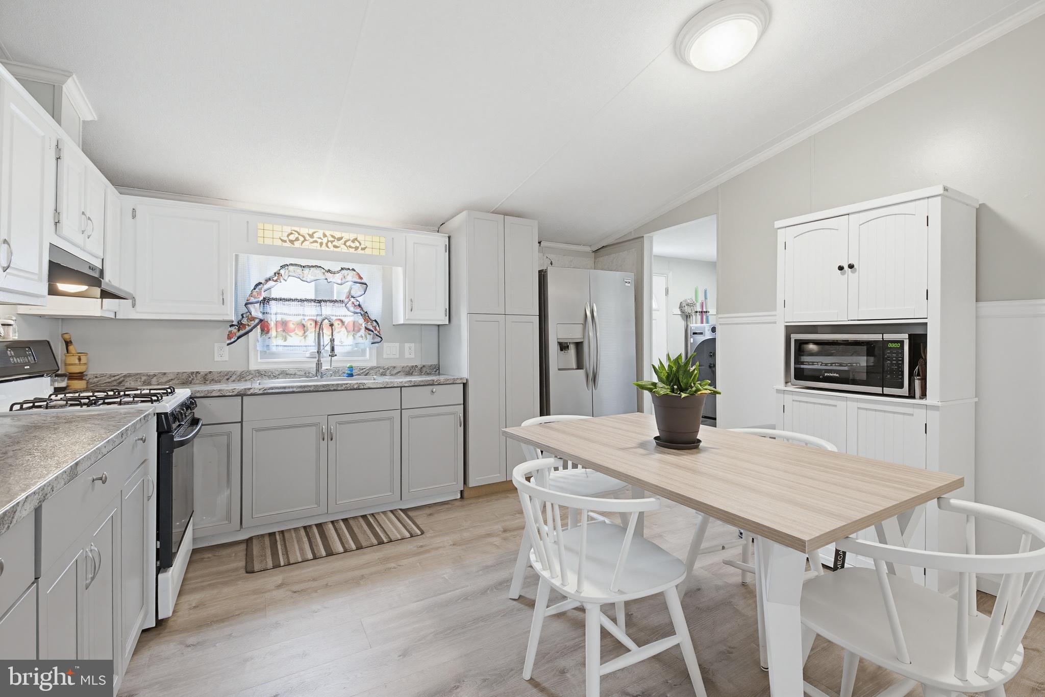 PHEASANT RIDGE - Residential