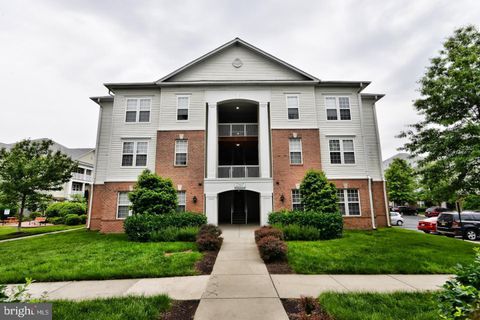 22687 BLUE ELDER TERRACE 104 BRAMBLETON VA 20148