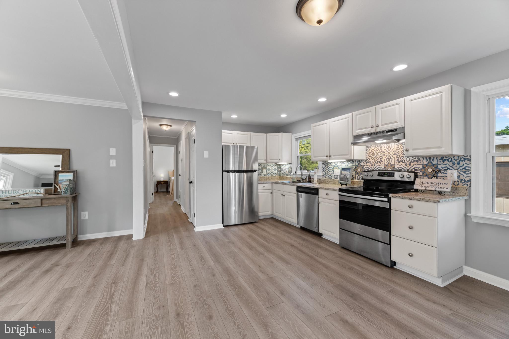 FRANKLIN MANOR BEACH - Residential