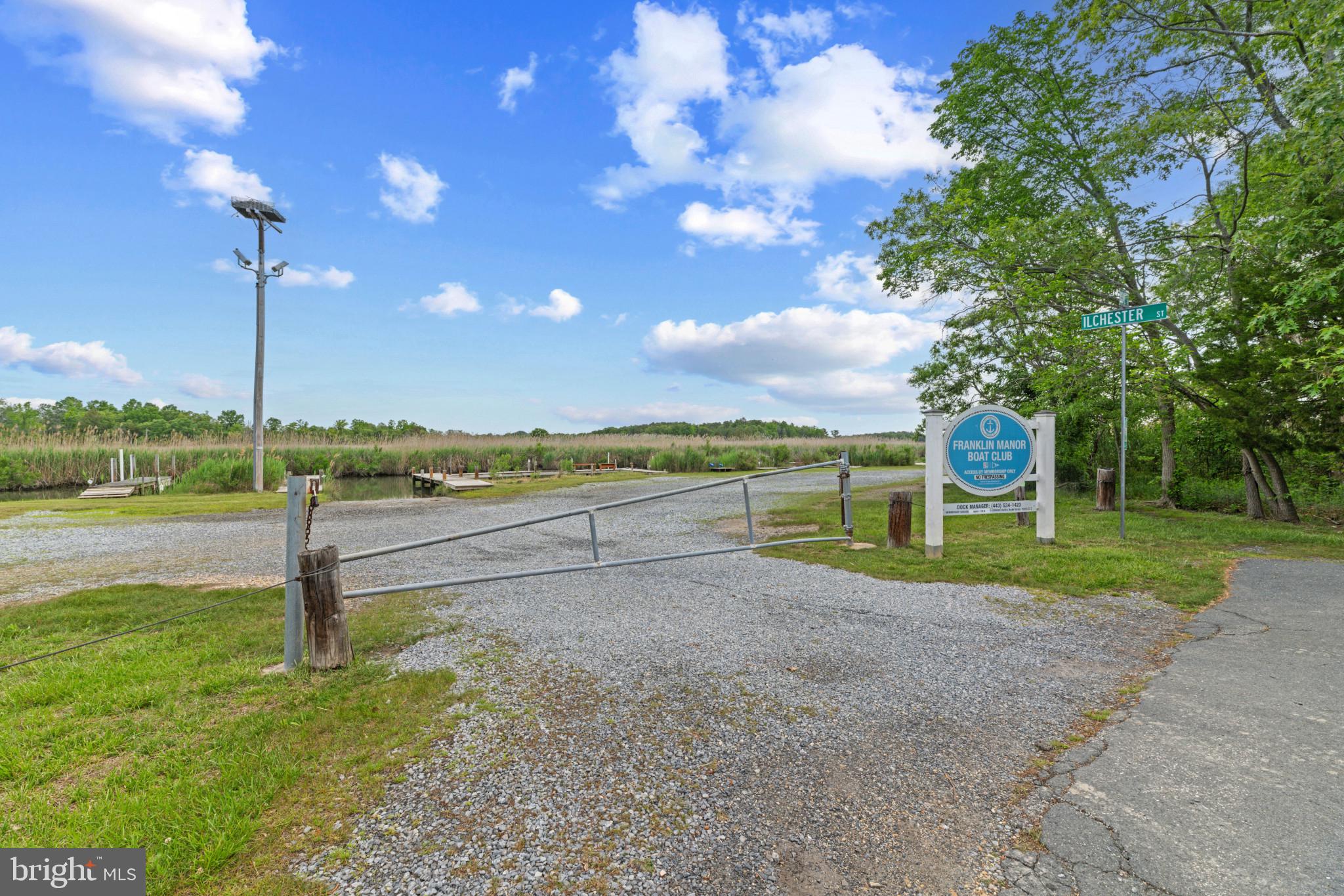 FRANKLIN MANOR BEACH - Residential