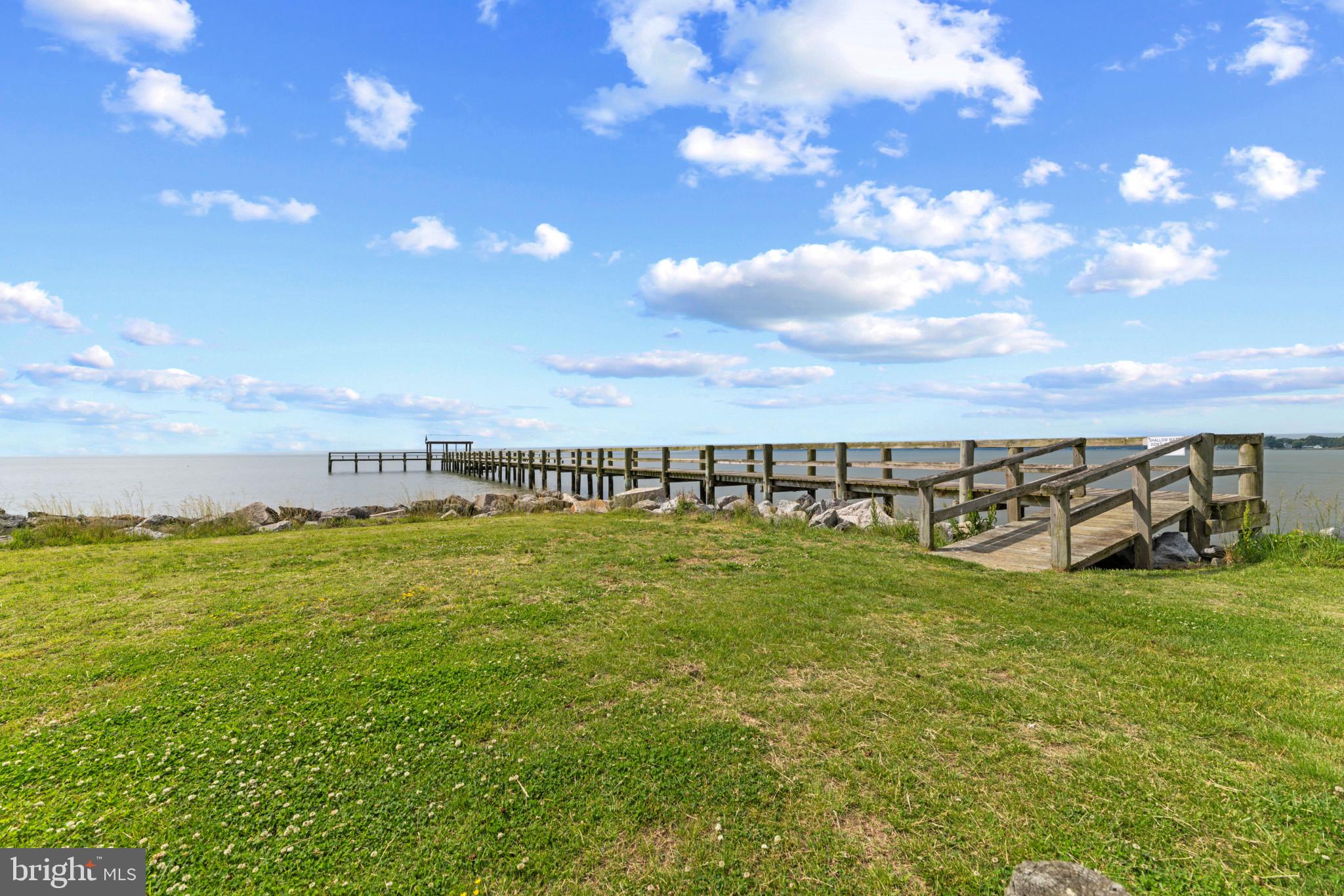 FRANKLIN MANOR BEACH - Residential
