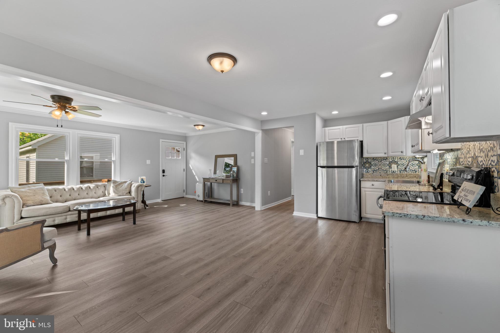FRANKLIN MANOR BEACH - Residential