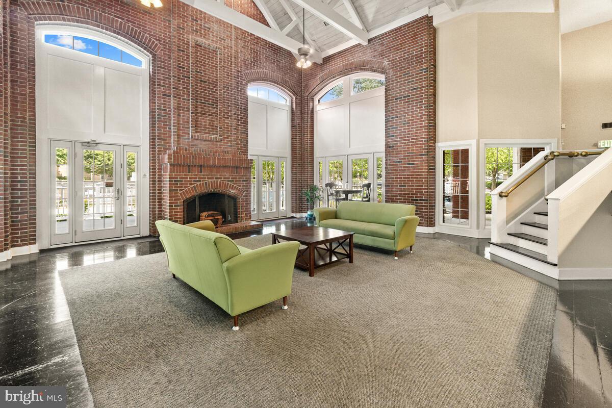 GABLES OF TUCKERMAN - Residential Lease