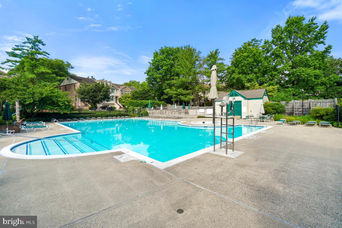 GABLES OF TUCKERMAN - Residential Lease