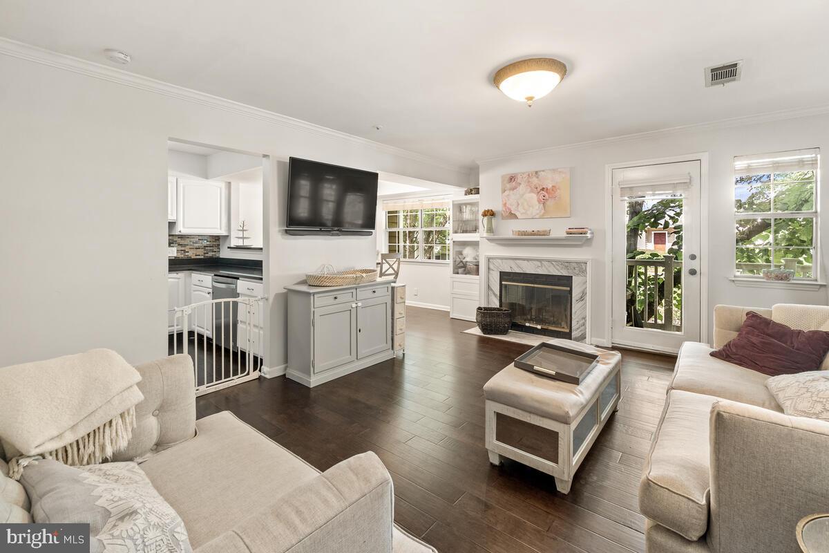 GABLES OF TUCKERMAN - Residential Lease