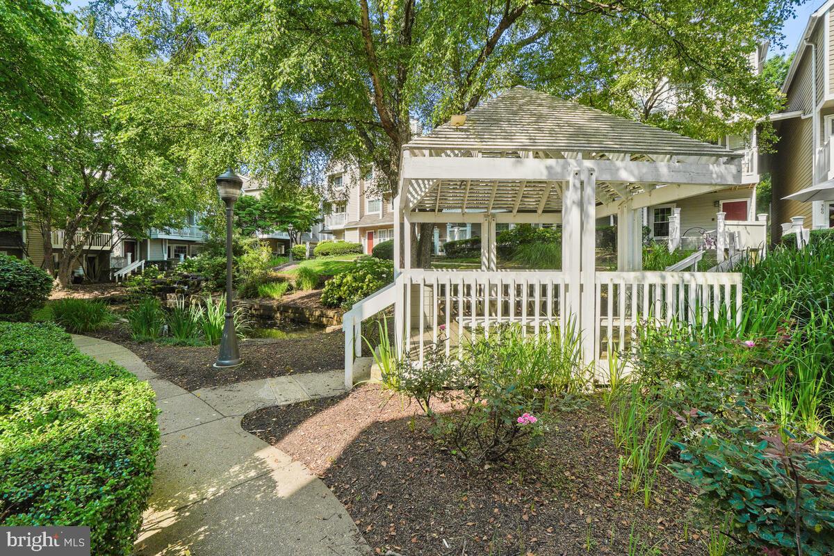 GABLES OF TUCKERMAN - Residential Lease