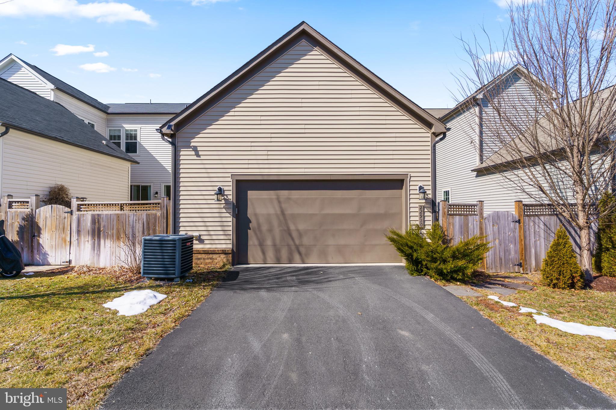 BRAMBLETON - Residential