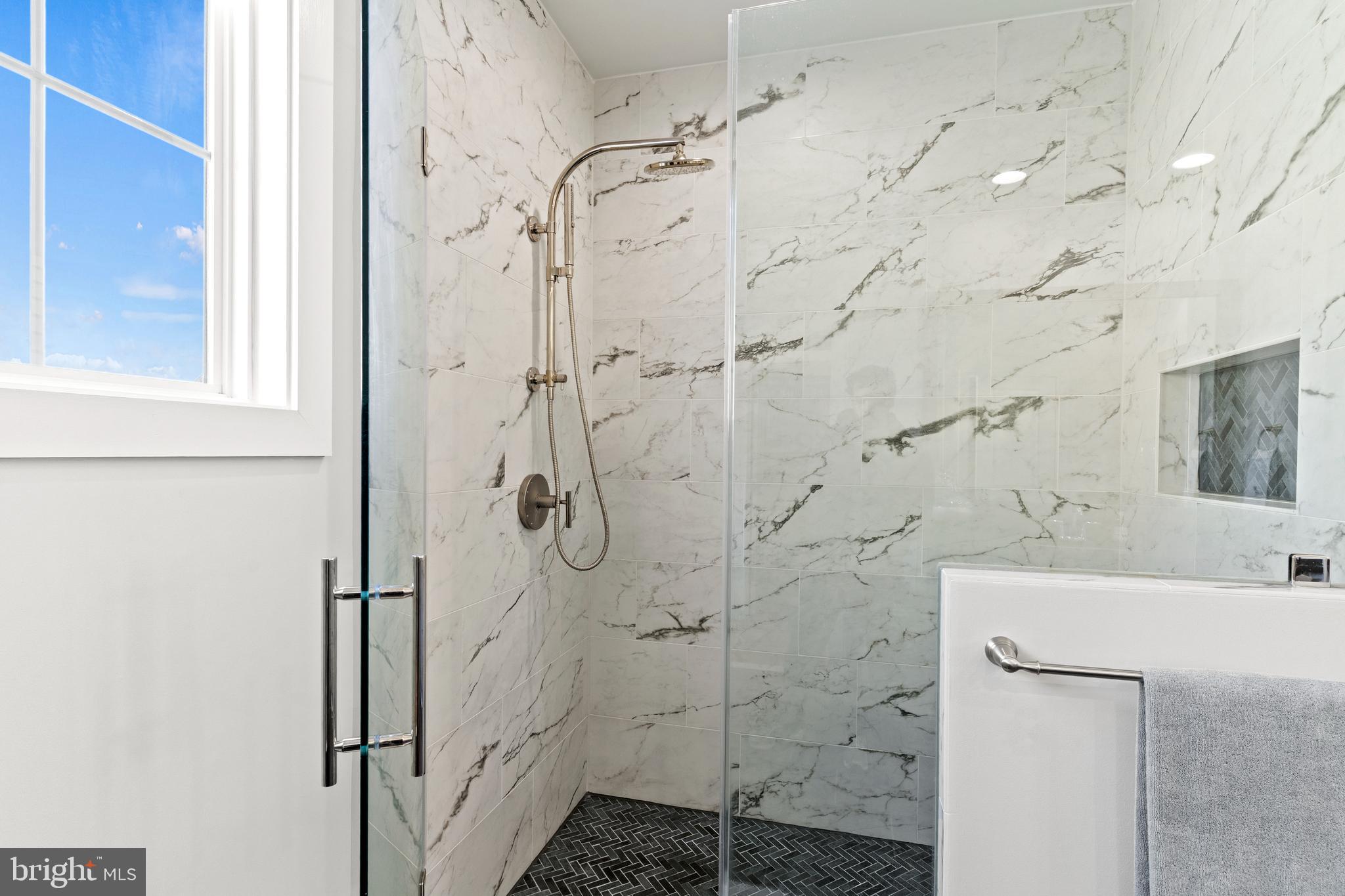 BRAMBLETON - Residential