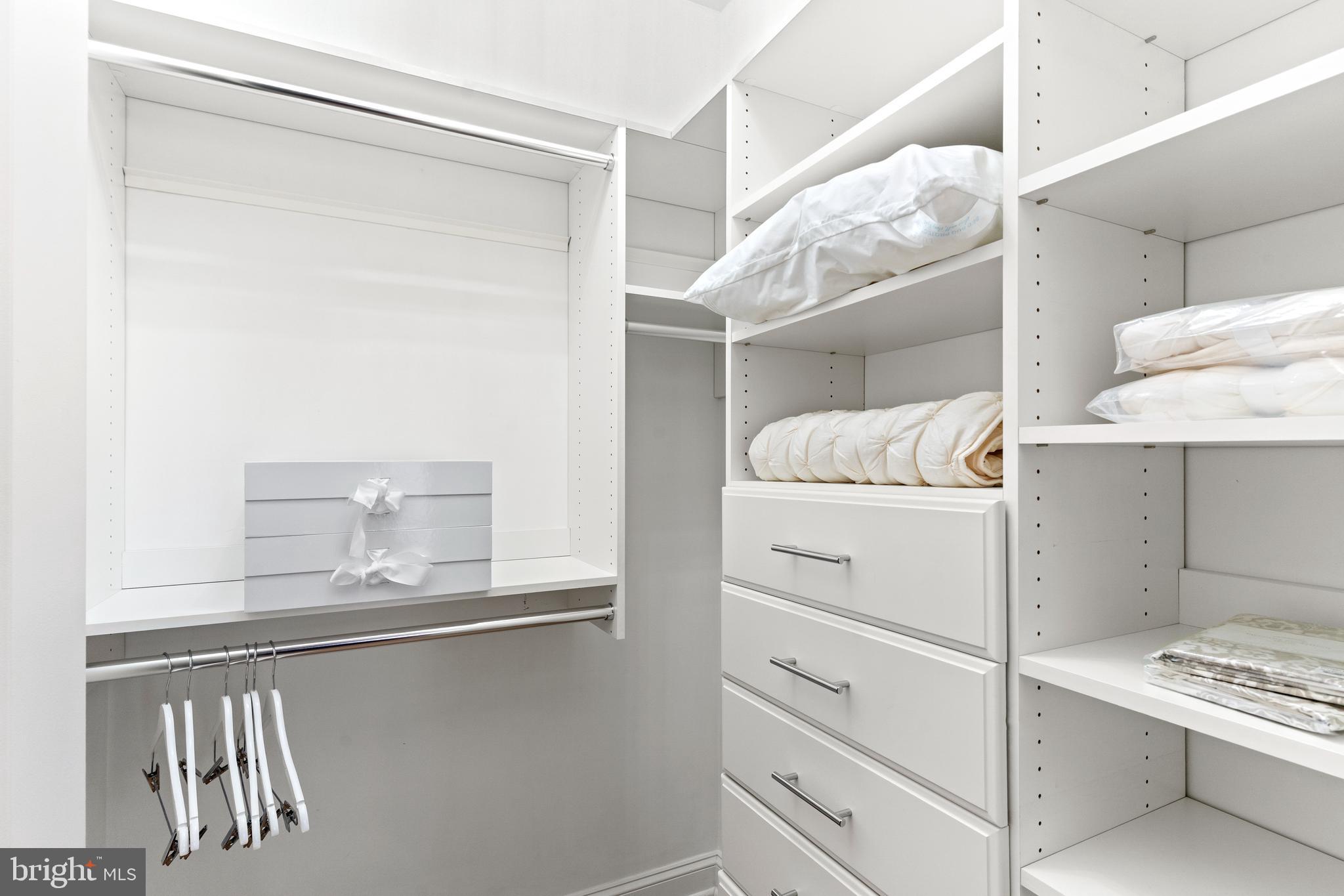 BRAMBLETON - Residential