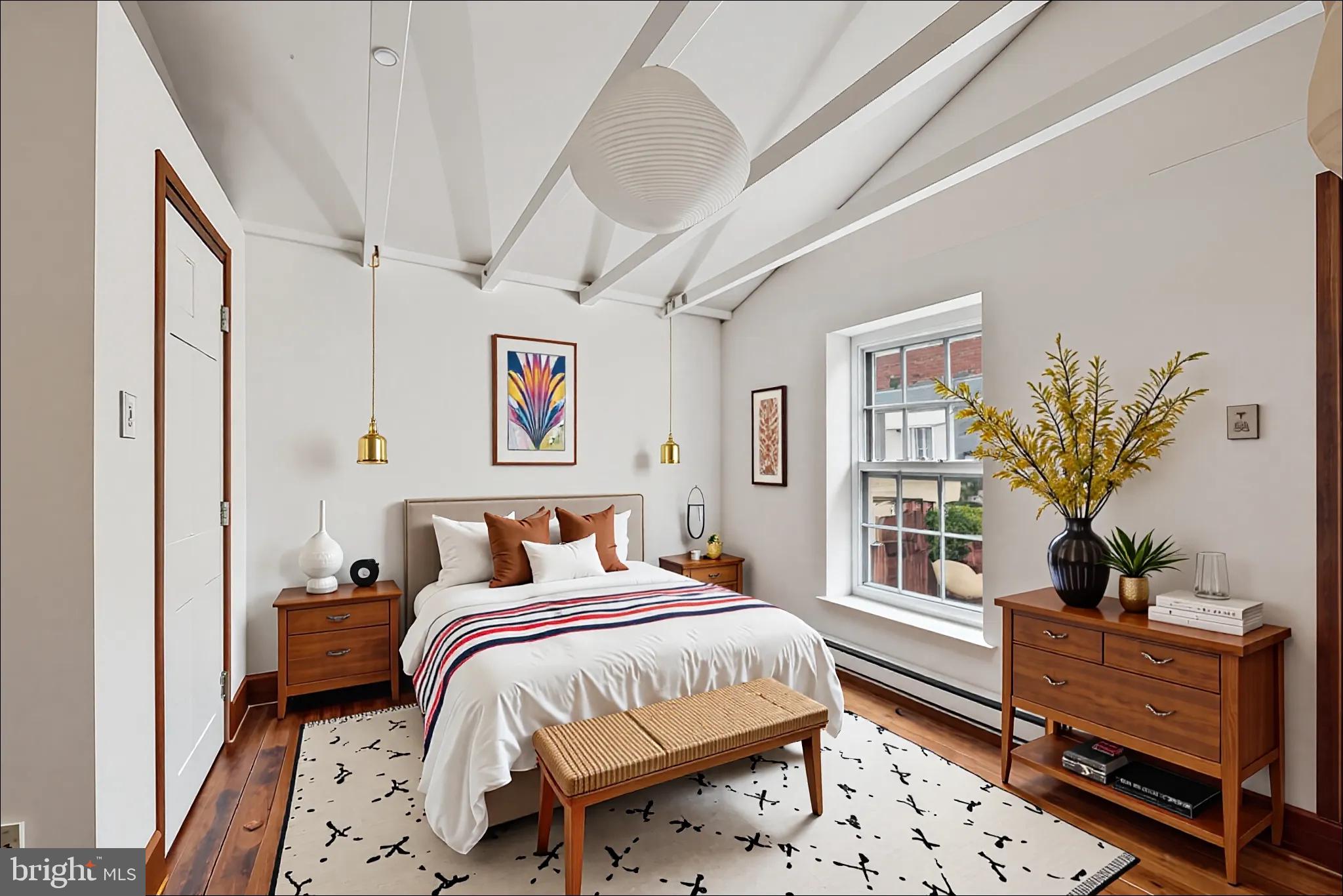 QUEEN VILLAGE - Residential