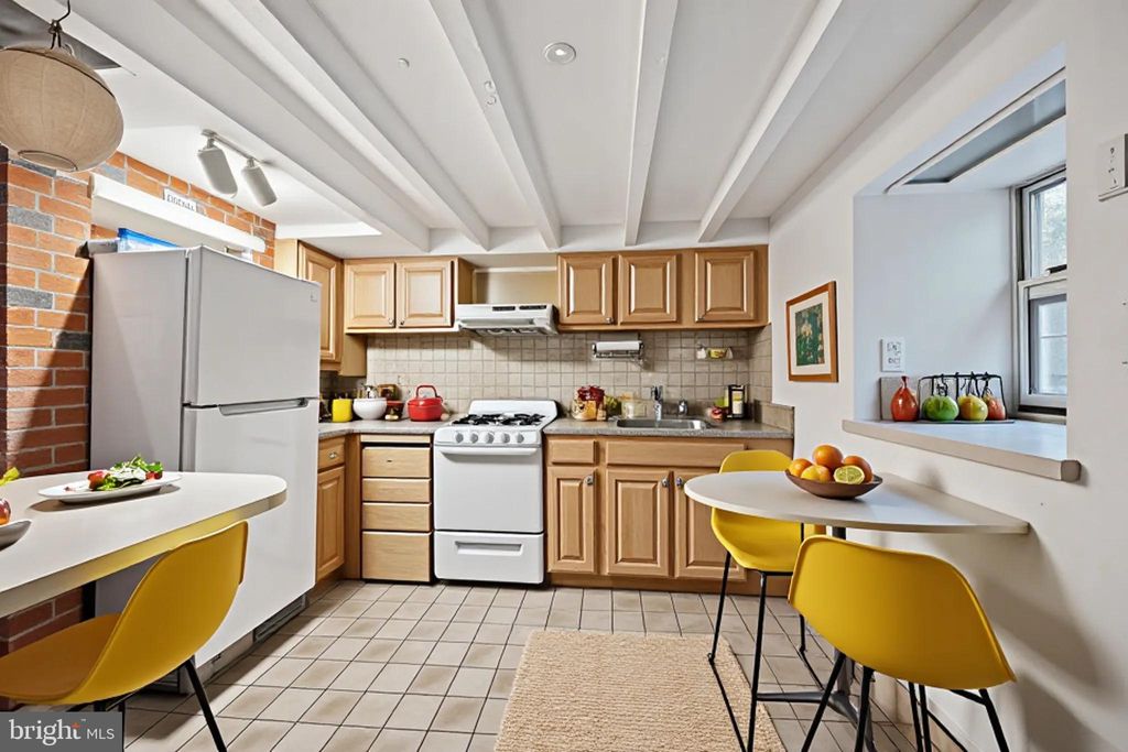 Photo of 536 Montrose Street #B, PHILADELPHIA, PA 19147 (MLS # PAPH2525568)