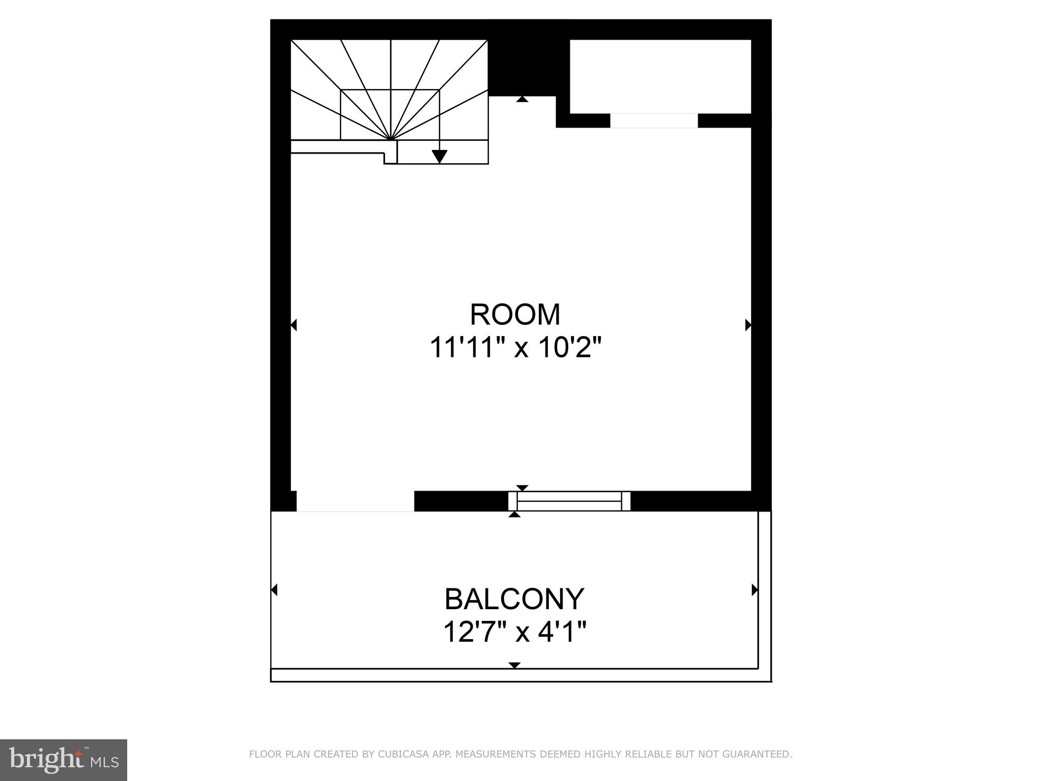 QUEEN VILLAGE - Residential