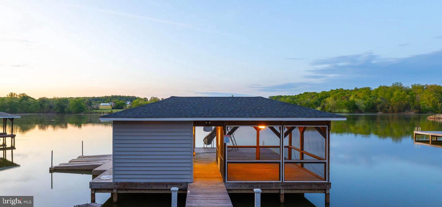 6616 SUMMERVIEW COURT