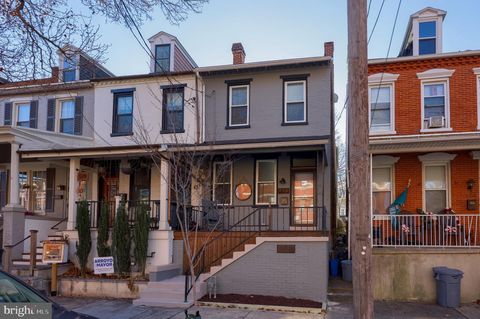 522 E ORANGE STREET LANCASTER PA 17602