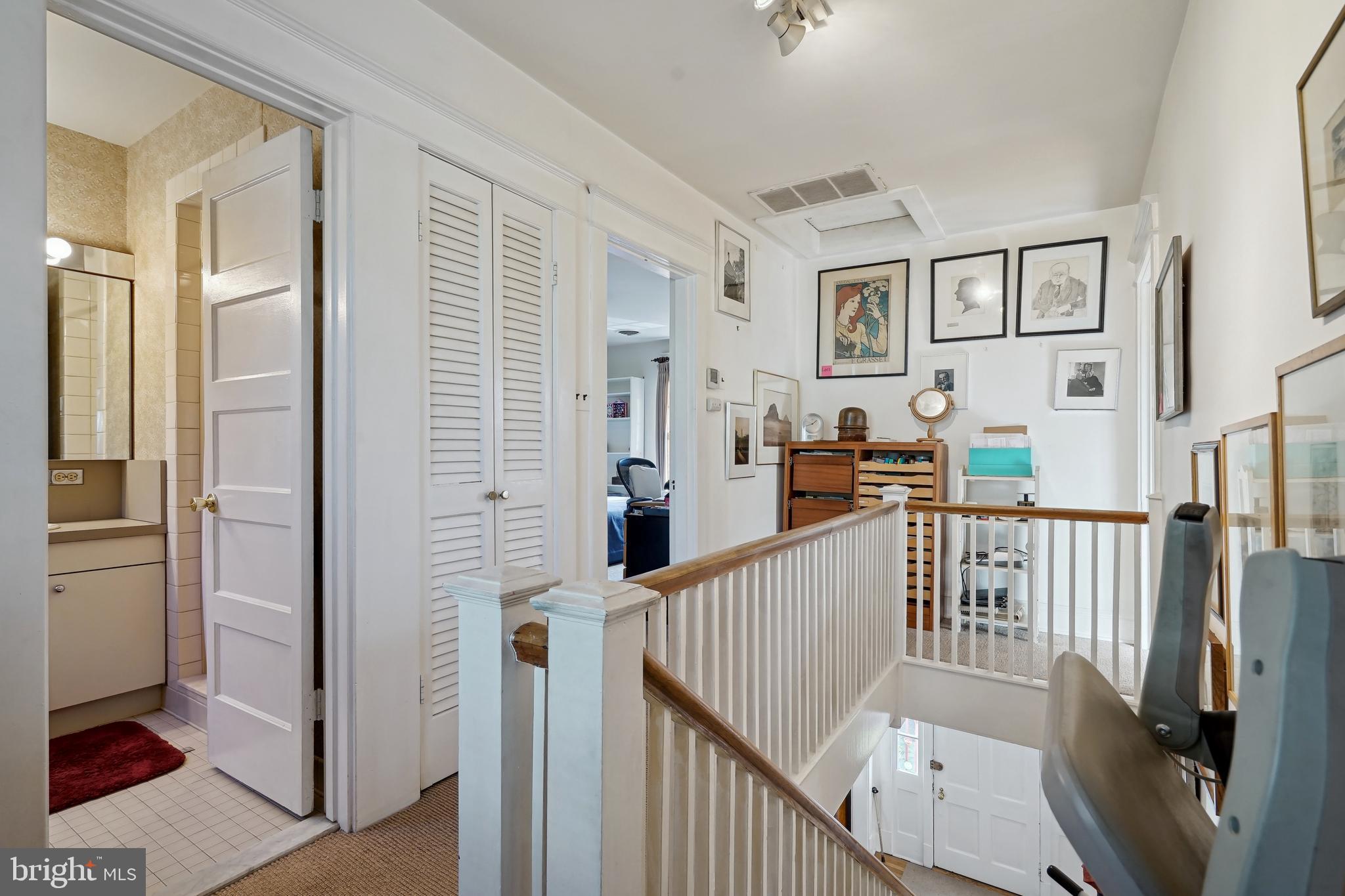 CHEVY CHASE VILLAGE - Residential