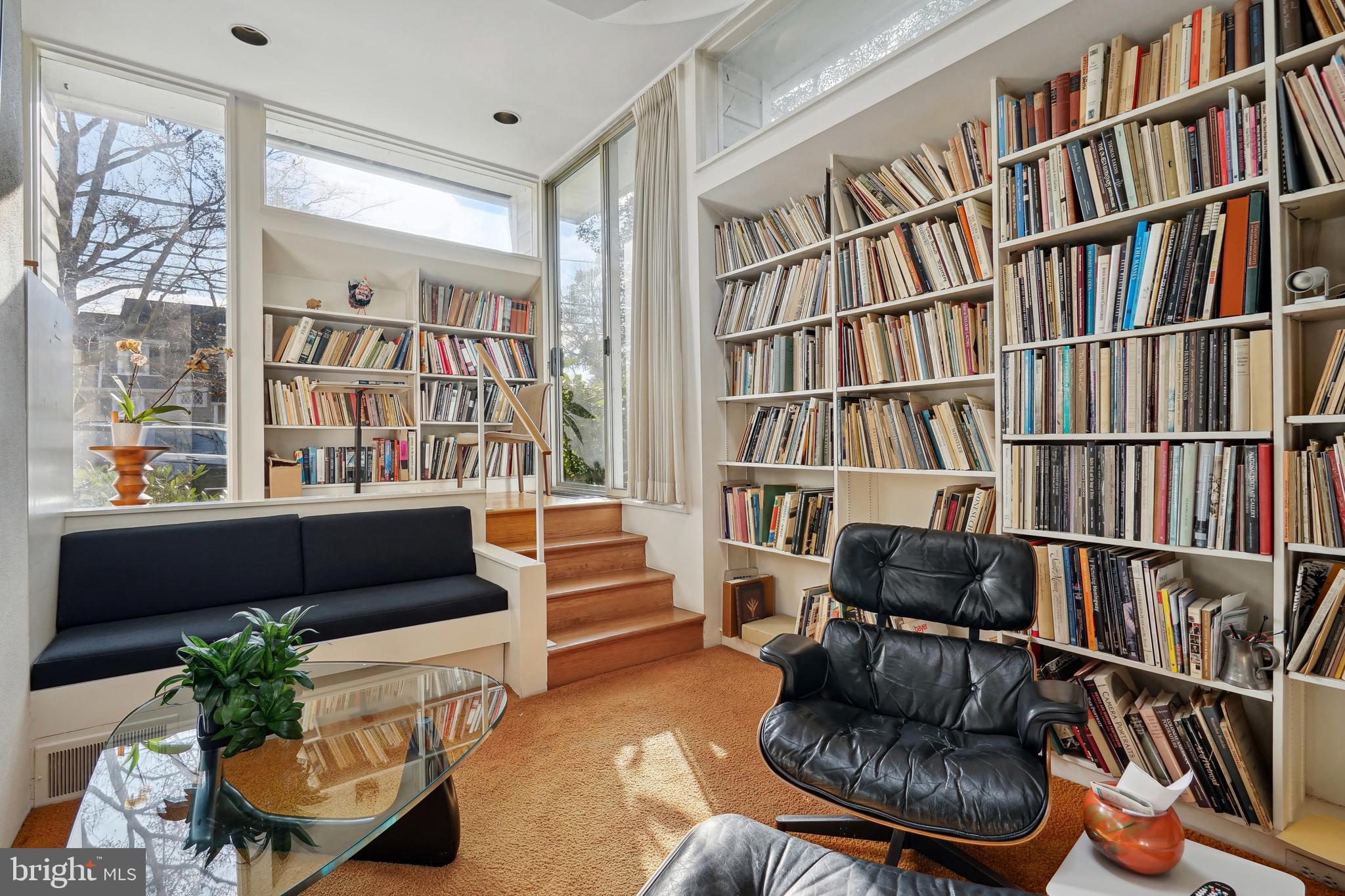 CHEVY CHASE VILLAGE - Residential