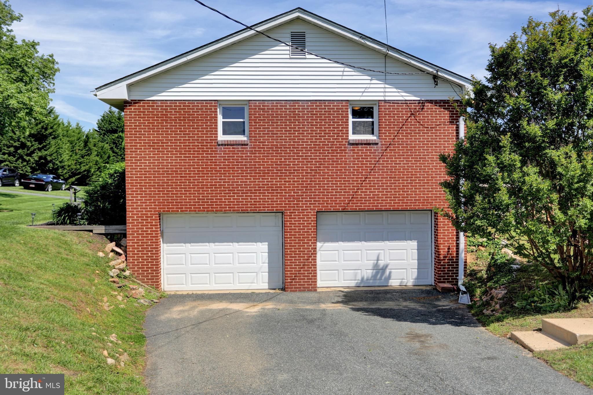 JARRETTSVILLE - Residential