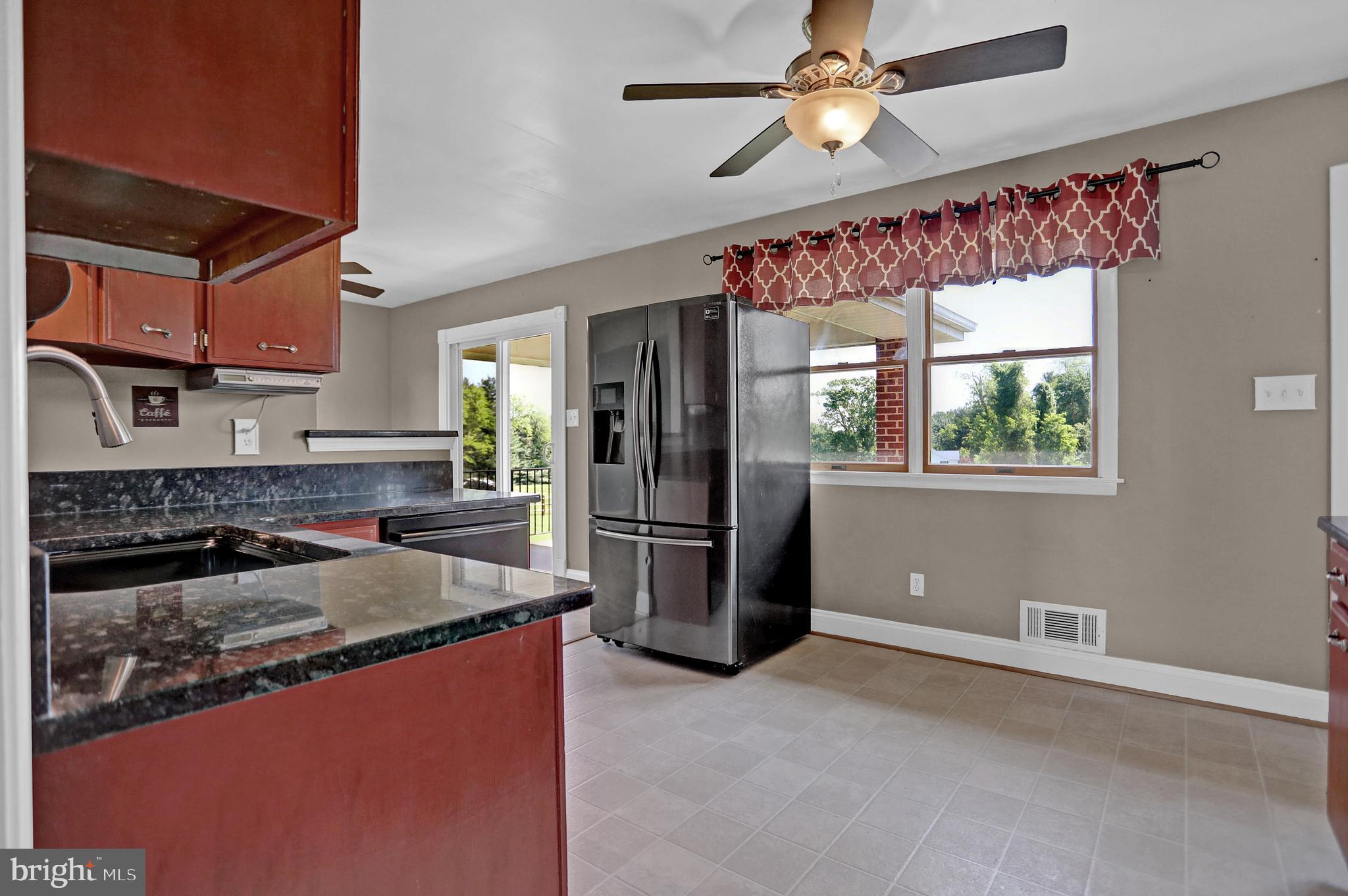 JARRETTSVILLE - Residential