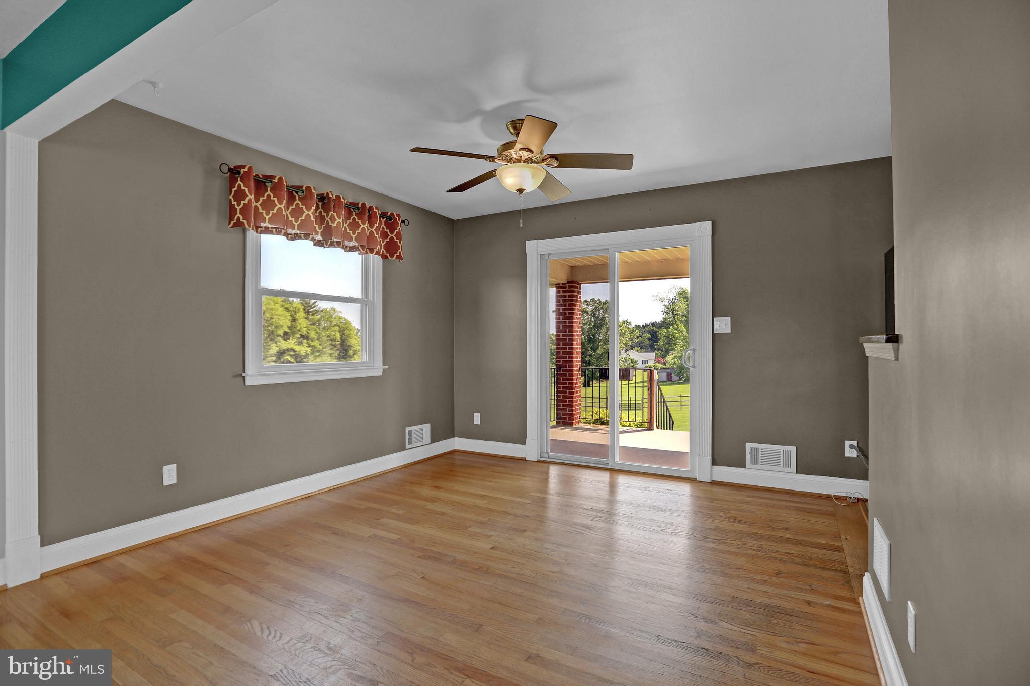 JARRETTSVILLE - Residential